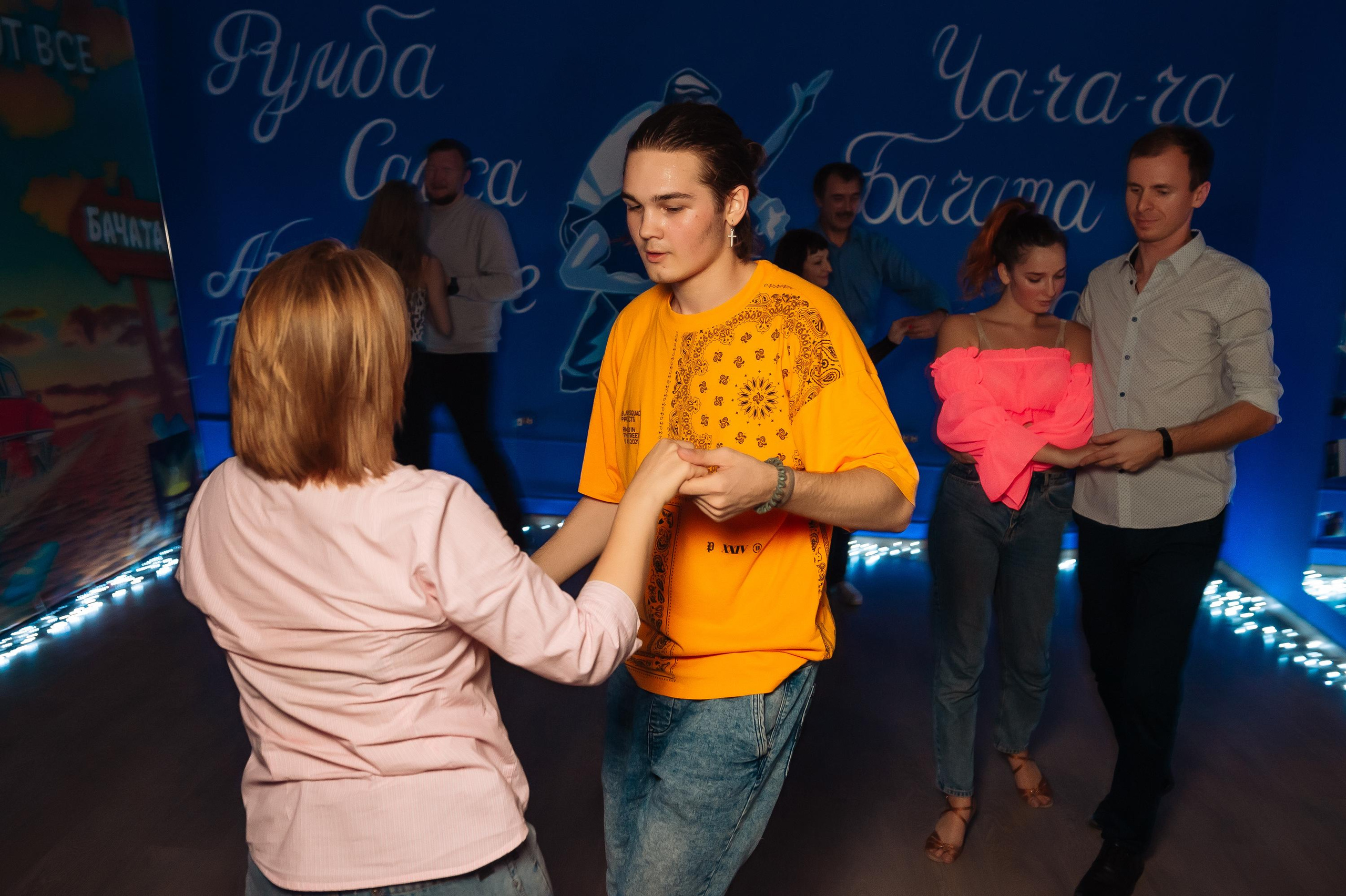 Школа социальных танцев Танцуют Все. Репортажный и свадебный фотограф в Курске Борис Захарчук