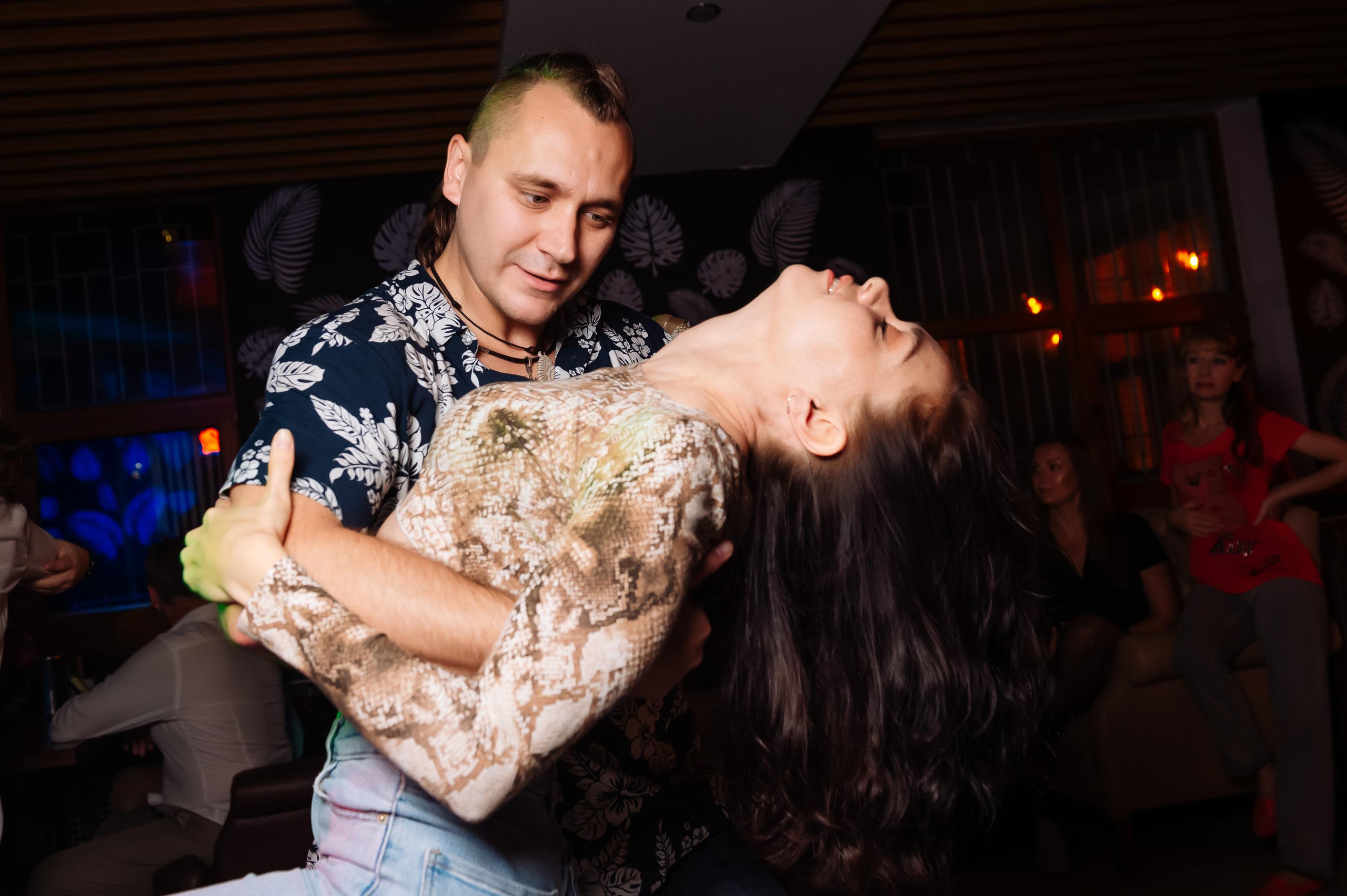 Школа социальных танцев Casa Latina. Репортажный и свадебный фотограф в Курске Борис Захарчук