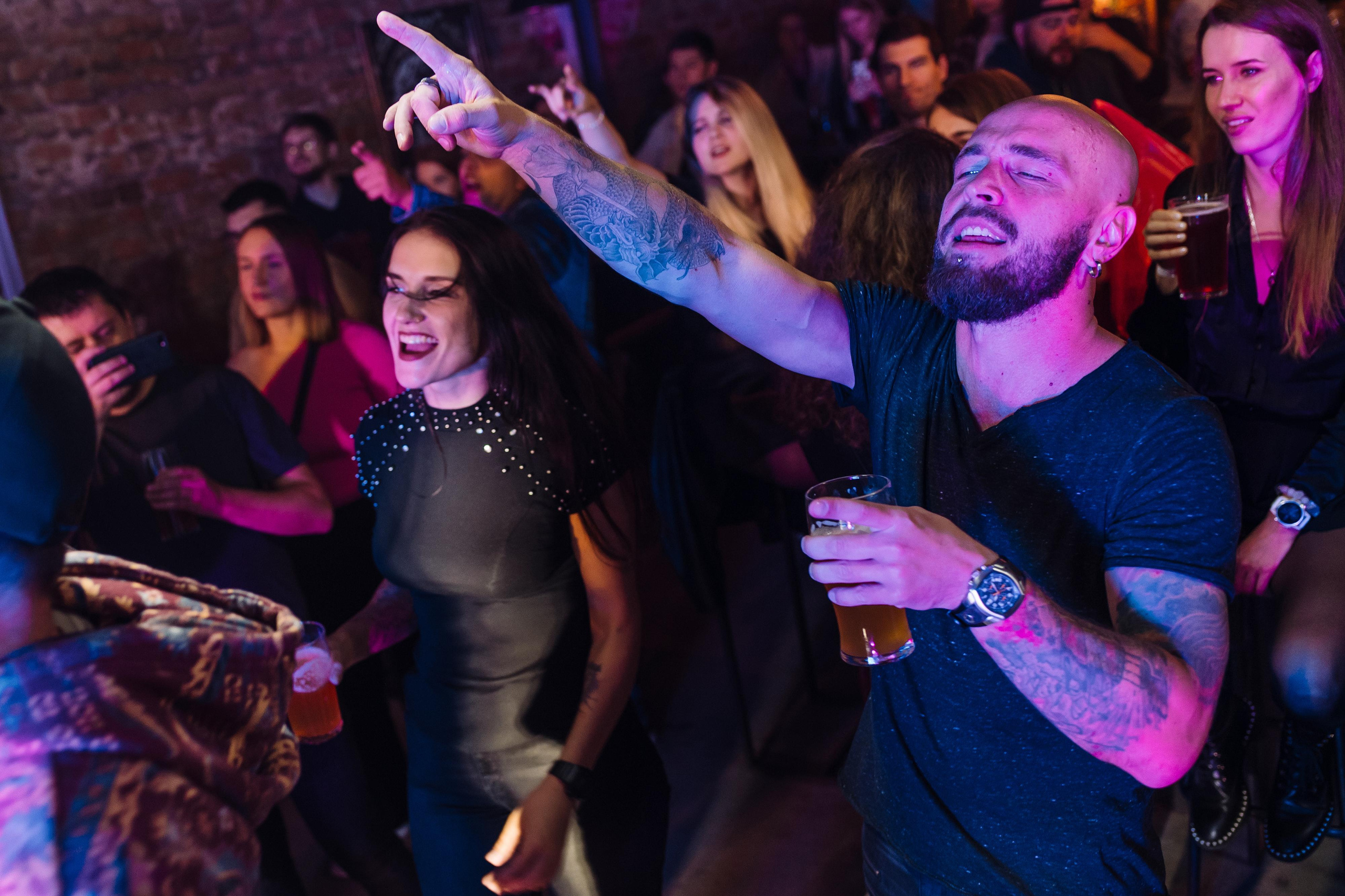 Milestone — Live in The Local Pub. Репортажный и свадебный фотограф в Курске Борис Захарчук
