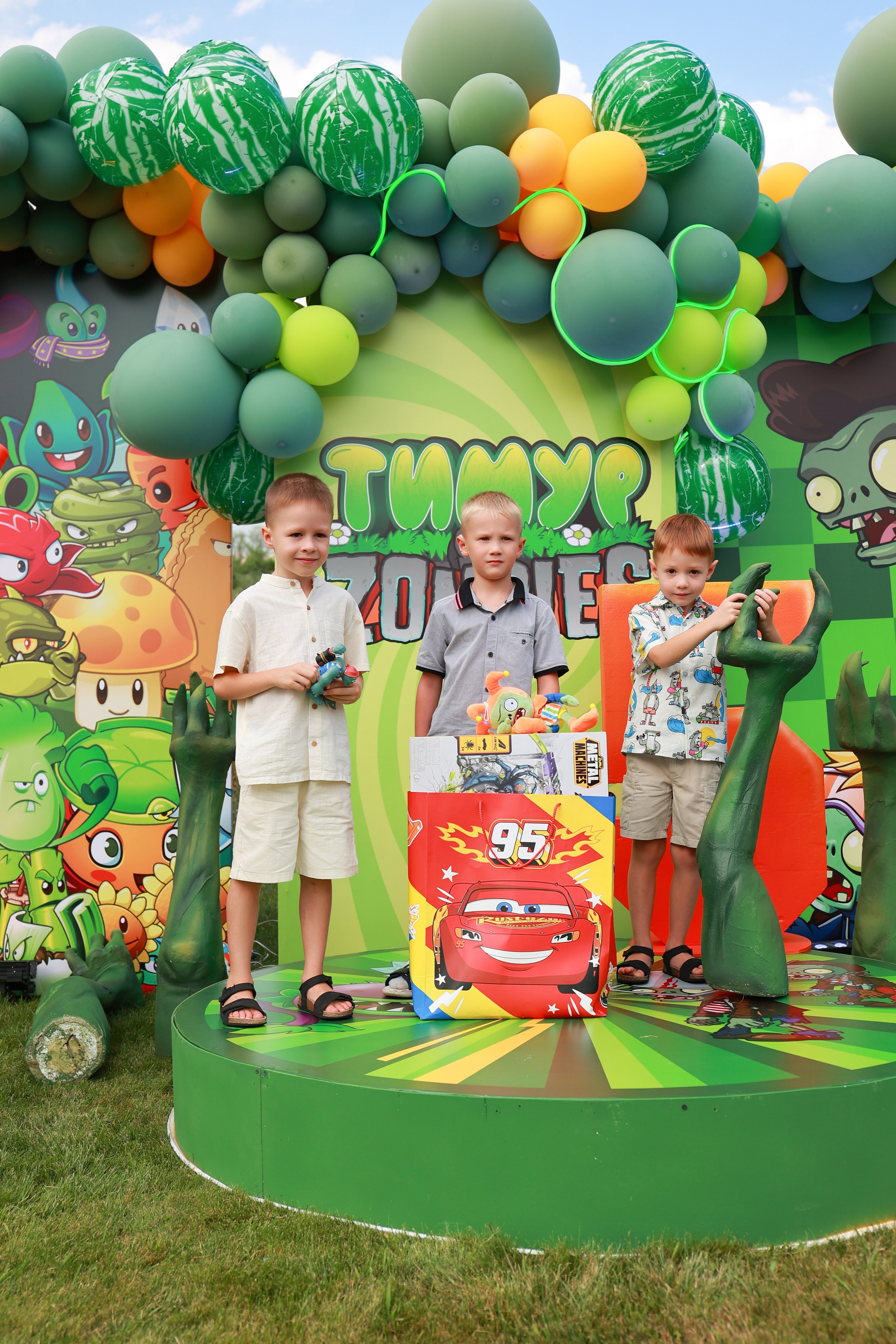 Зомби против растений. Детский семейный фотограф Краснодар