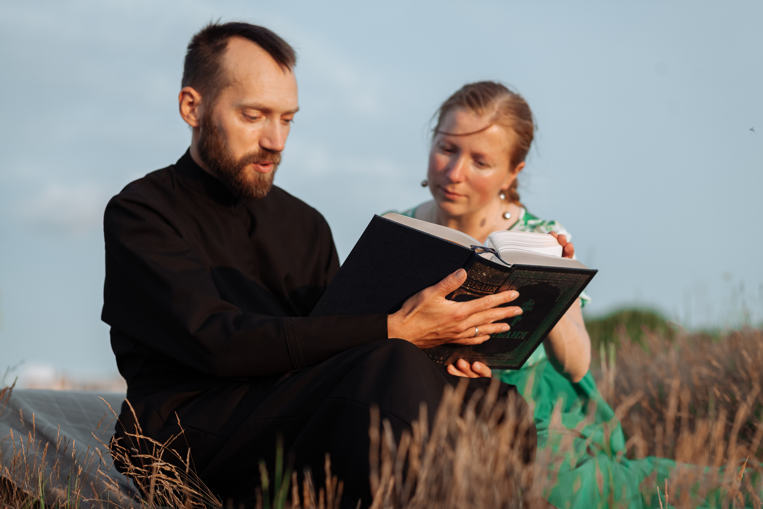 Чтец Филипп. Χελιδόνι Семейный и церковный фотограф в Крыму и Симферополе Валерия Г