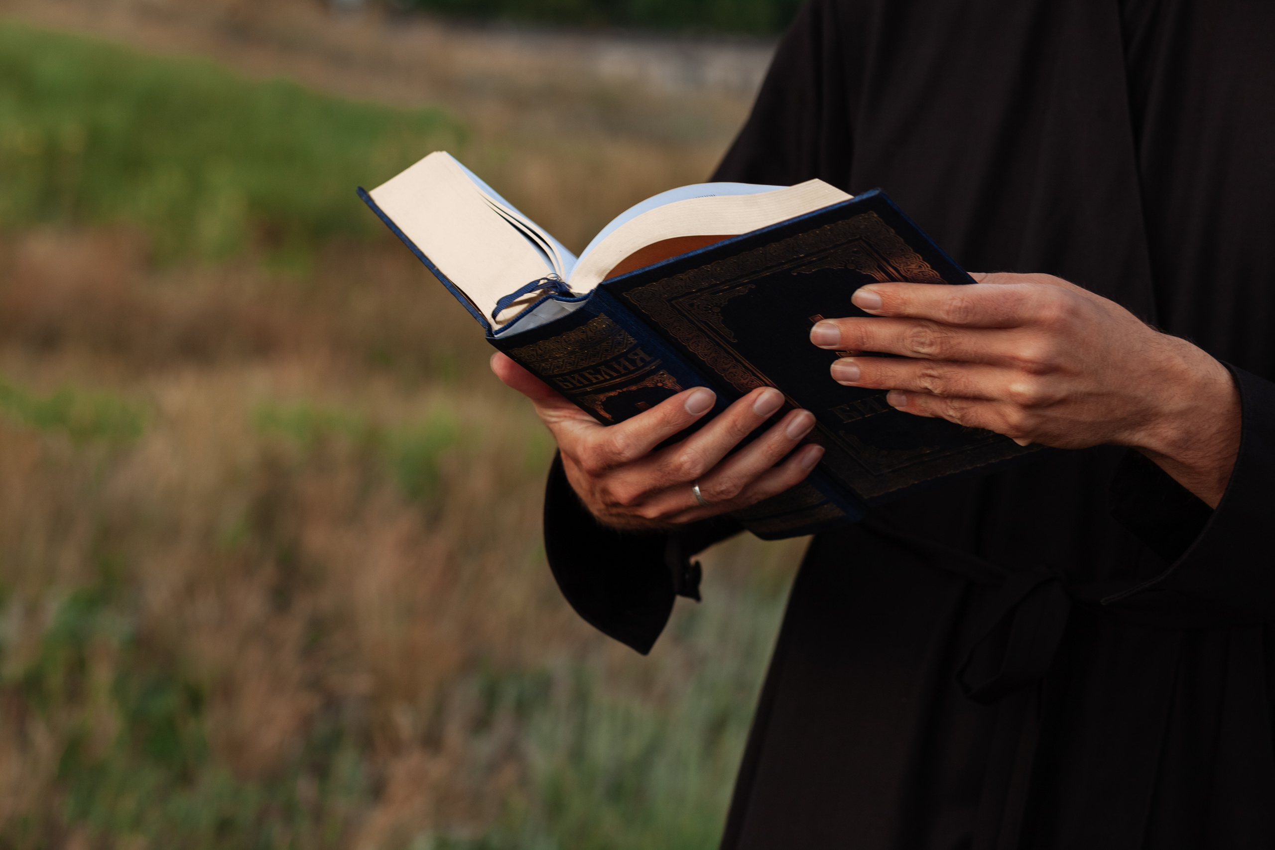 Чтец Филипп. Χελιδόνι Семейный и церковный фотограф в Крыму и Симферополе Валерия Г