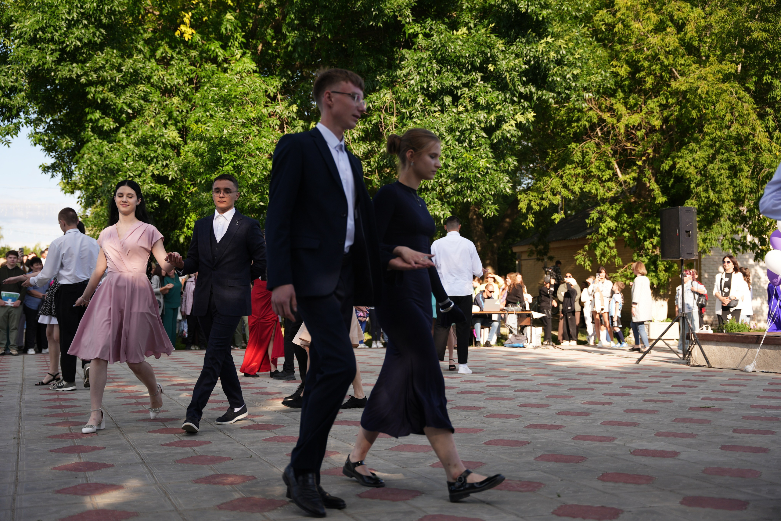 Выпускной в парке. Ольга Плаксина фотограф в Саратове