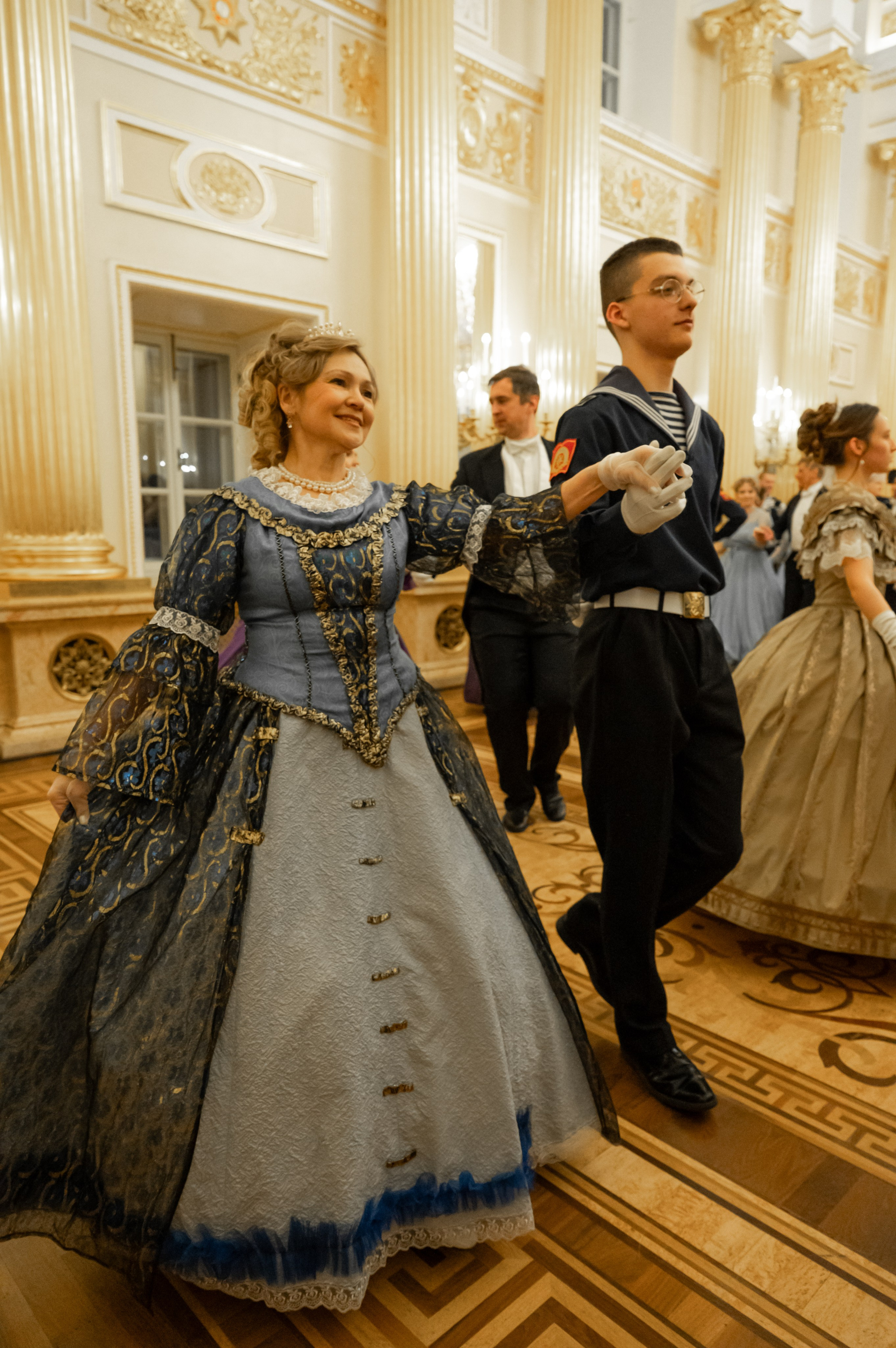 Золотой бал в Царицыно. Фотосессии в Москве. Фотограф Жоголева Мария