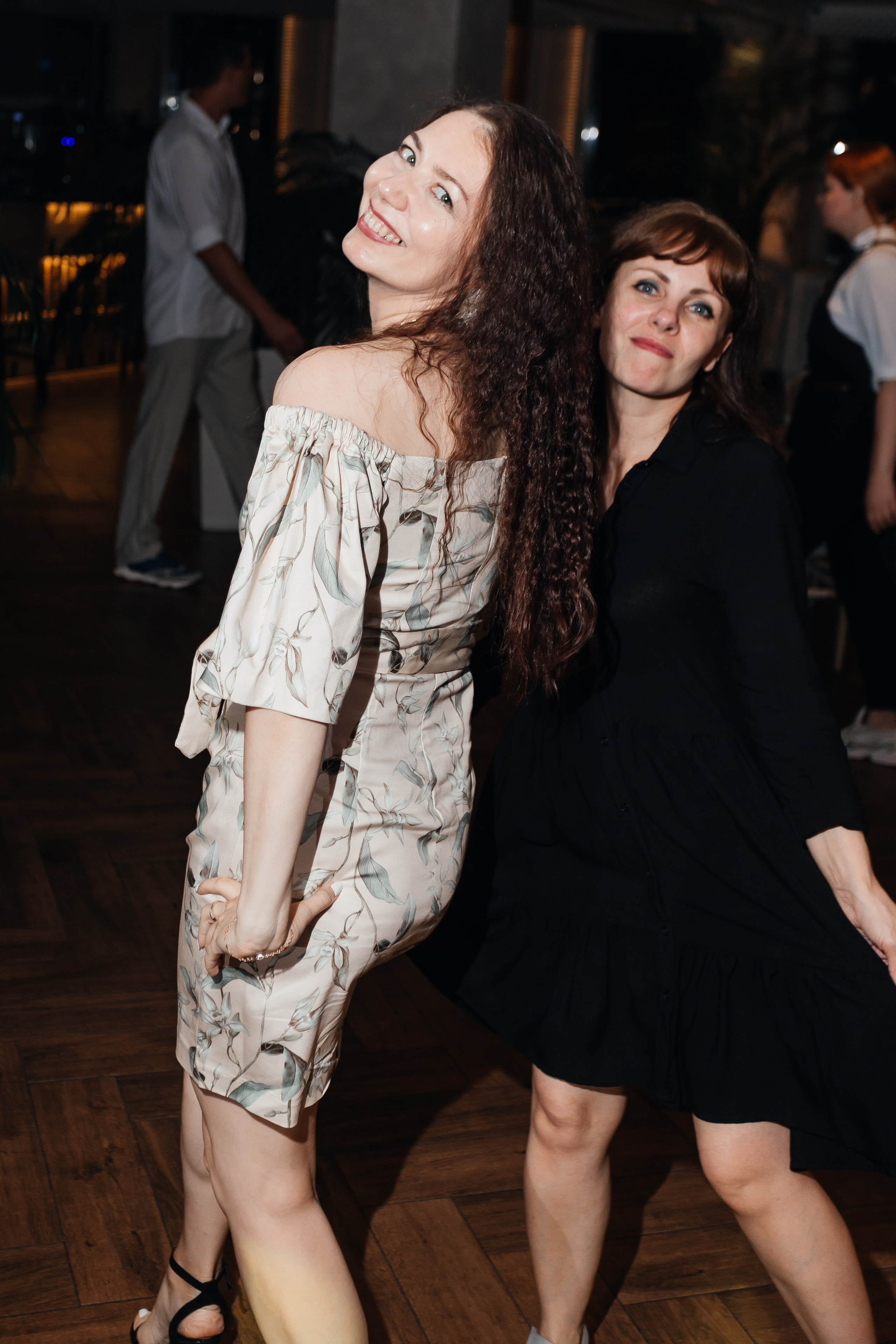 Выпускной 11 «А». Школа № 42. Свадебный фотограф в Краснодаре Николай Крауз