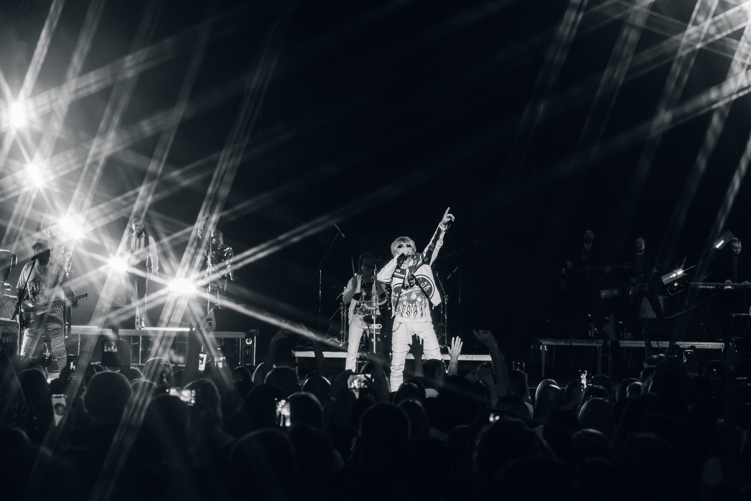 Дискотека 80-90-2000х — «Имена на все времена», Крокус Сити Холл. Бренд-фотограф для экспертов и блогеров в Москве Влада Горбовская