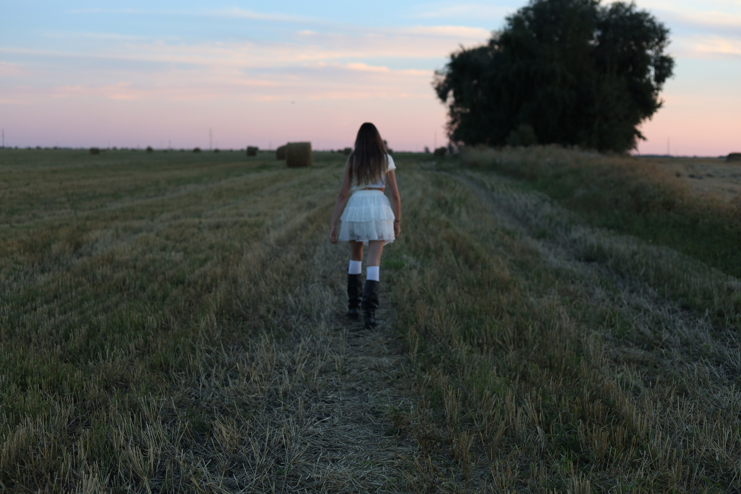 Дашенька в подсолнухах. Семейный и детский фотограф в Борисоглебске Мила Ларина