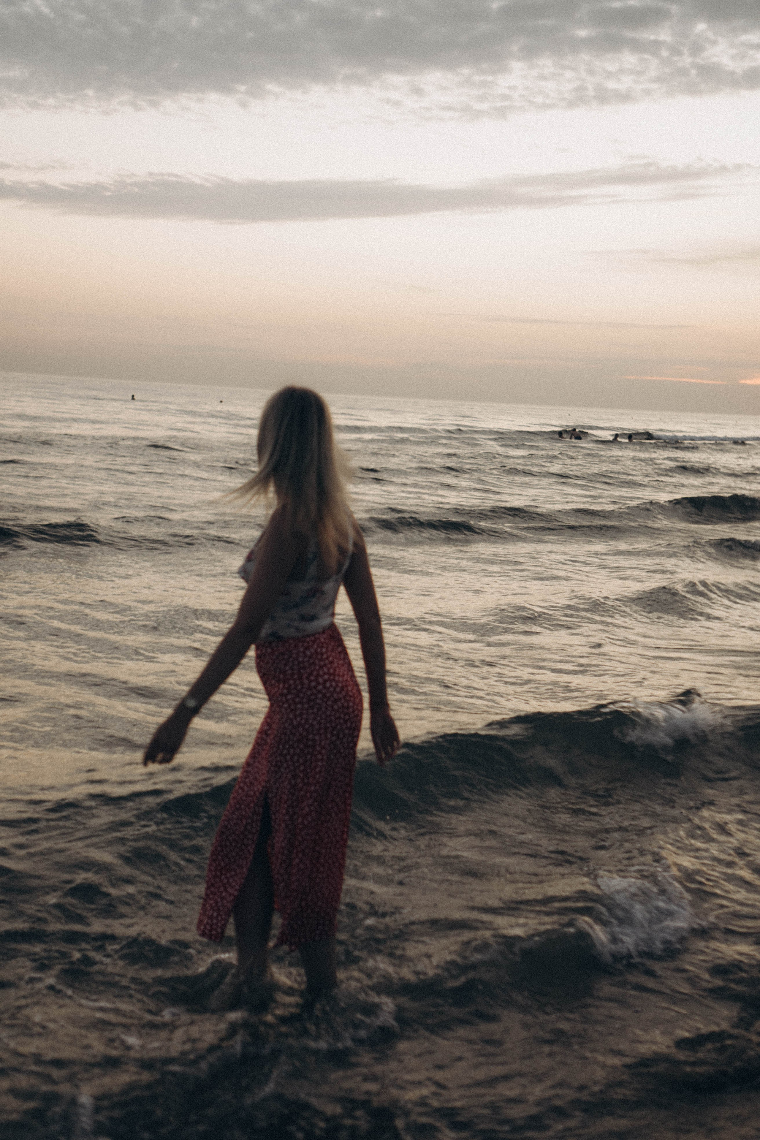 Июльский вечер на берегу черного моря. Профессиональный фотограф, Санкт-Петербург — Виктория Богомолова