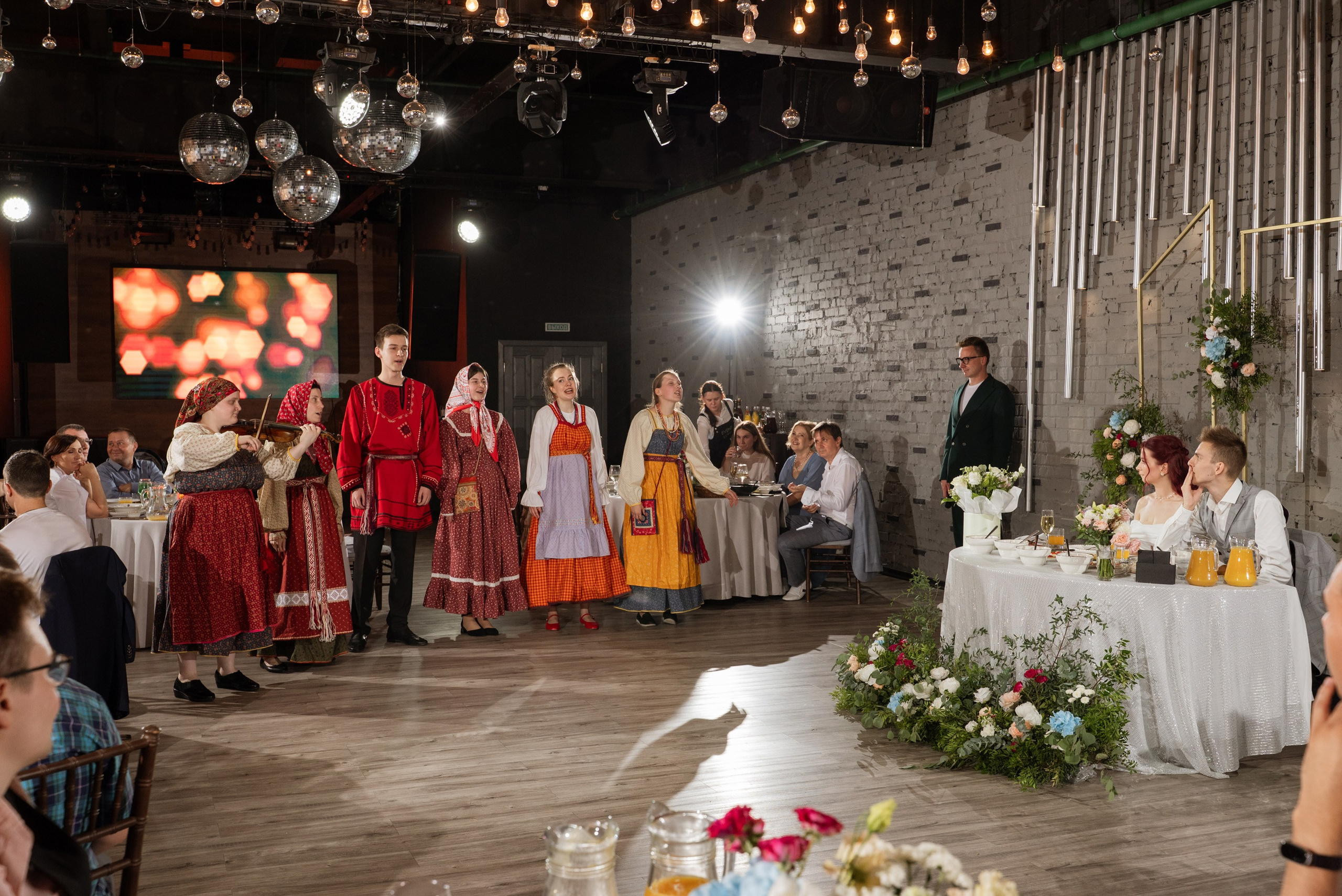 Пётр и Ирина | 01.08.25. Свадебный фотограф в Санкт-Петербурге Владислава Тюльпина