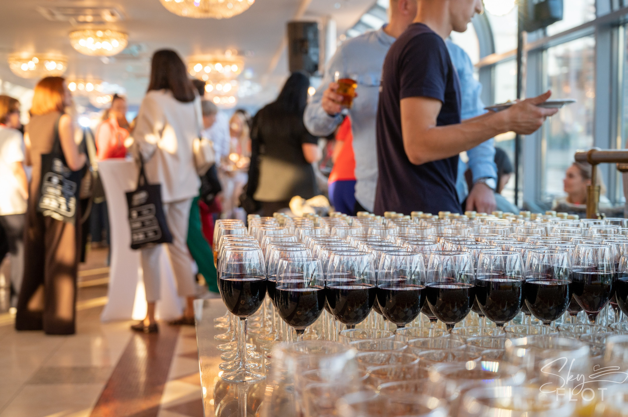 Персонал экспо. Фотограф Мария