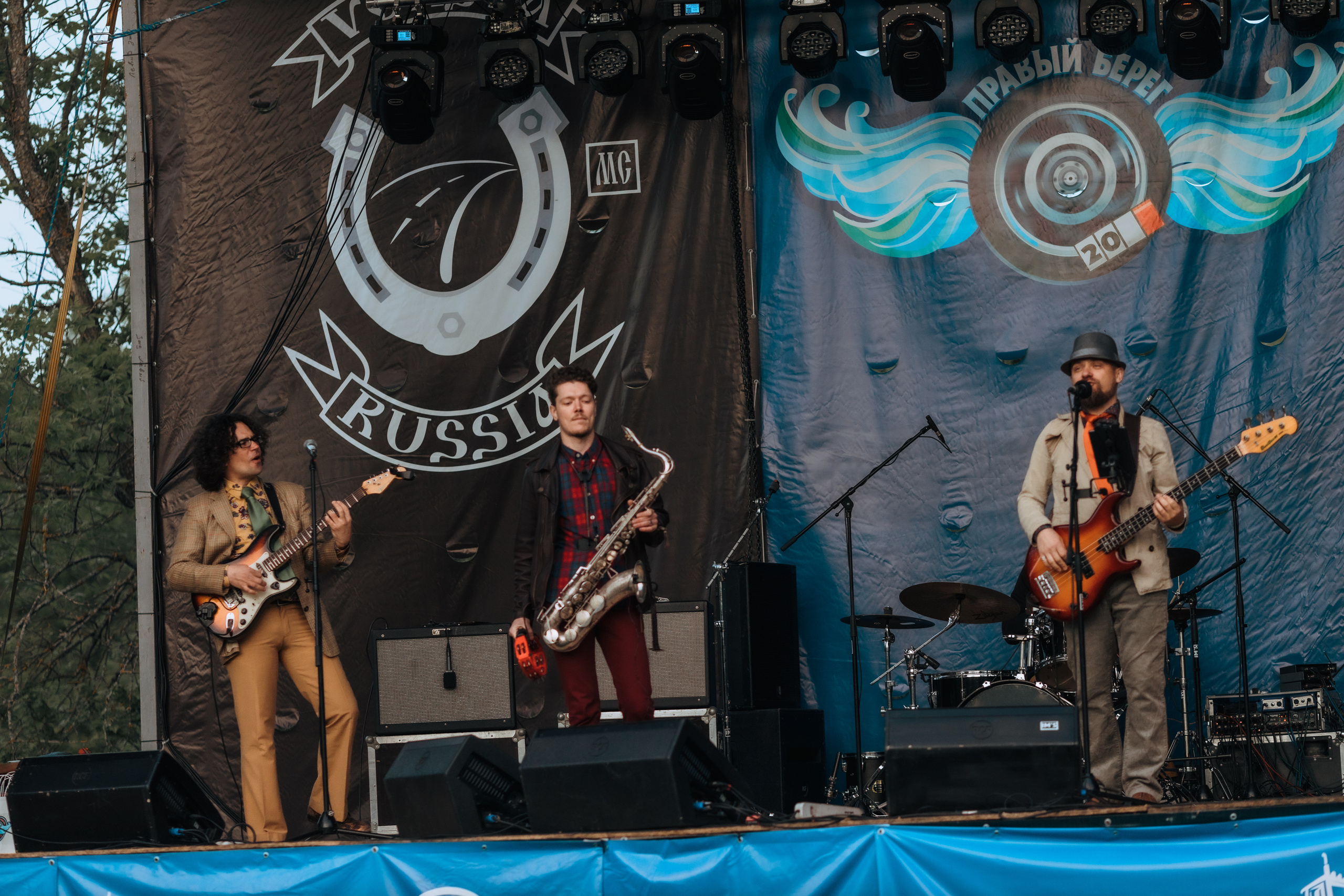 ПРАВЫЙ БЕРЕГ_2023_05_08_байк_рок_фестиваль. Фотограф Софья Васильковская