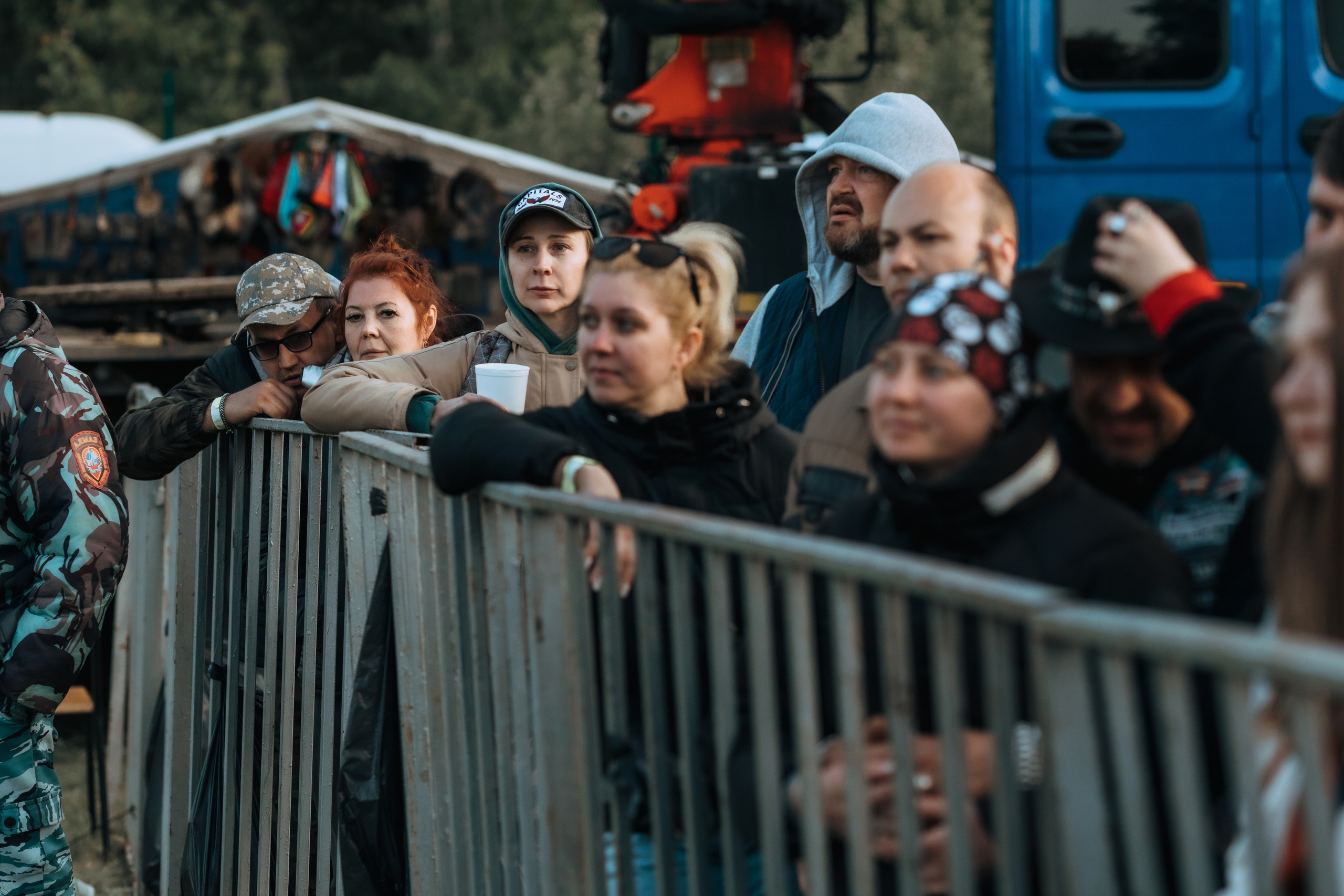 ПРАВЫЙ БЕРЕГ_2023_05_08_байк_рок_фестиваль. Фотограф Софья Васильковская