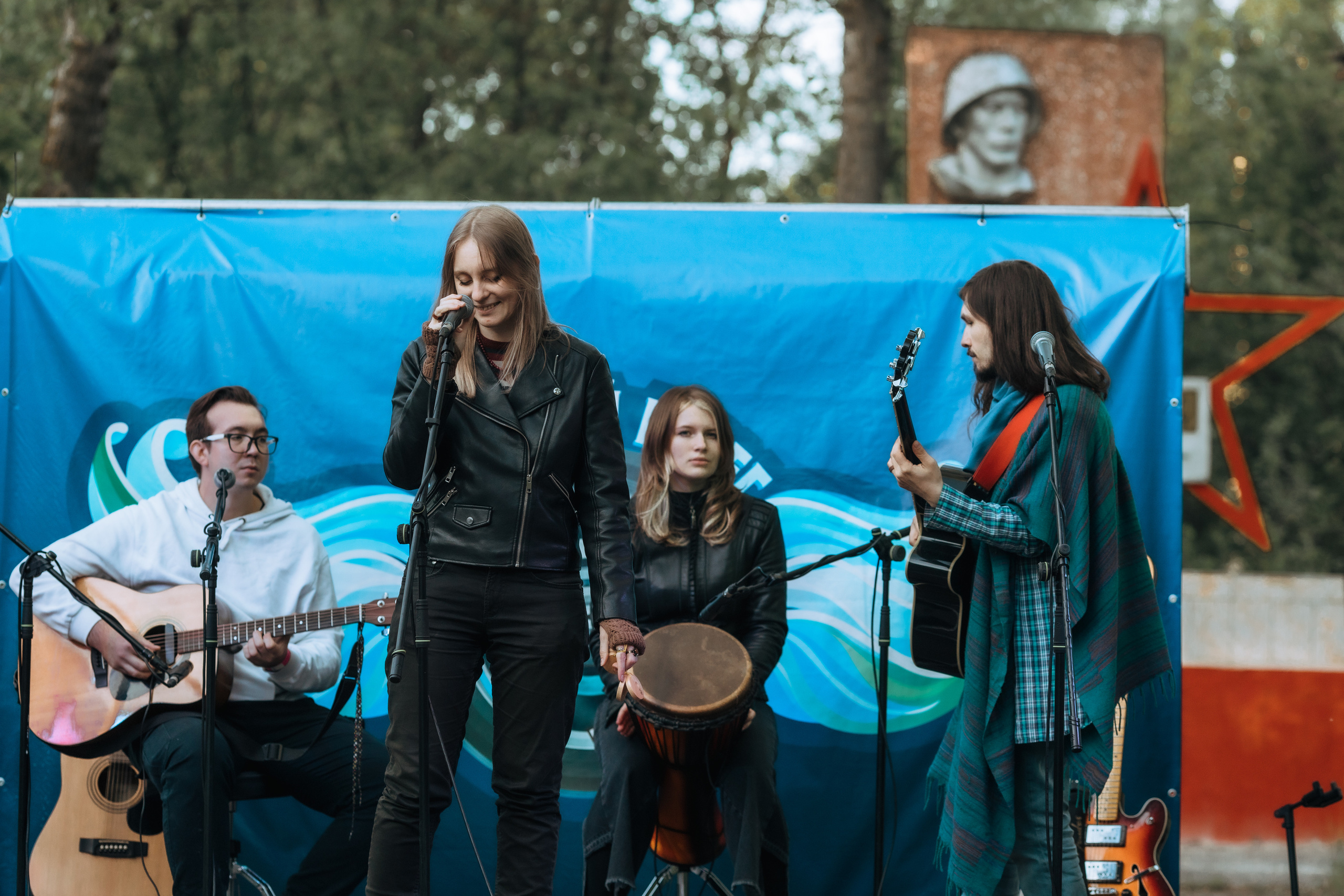 ПРАВЫЙ БЕРЕГ_2023_05_08_байк_рок_фестиваль. Фотограф Софья Васильковская