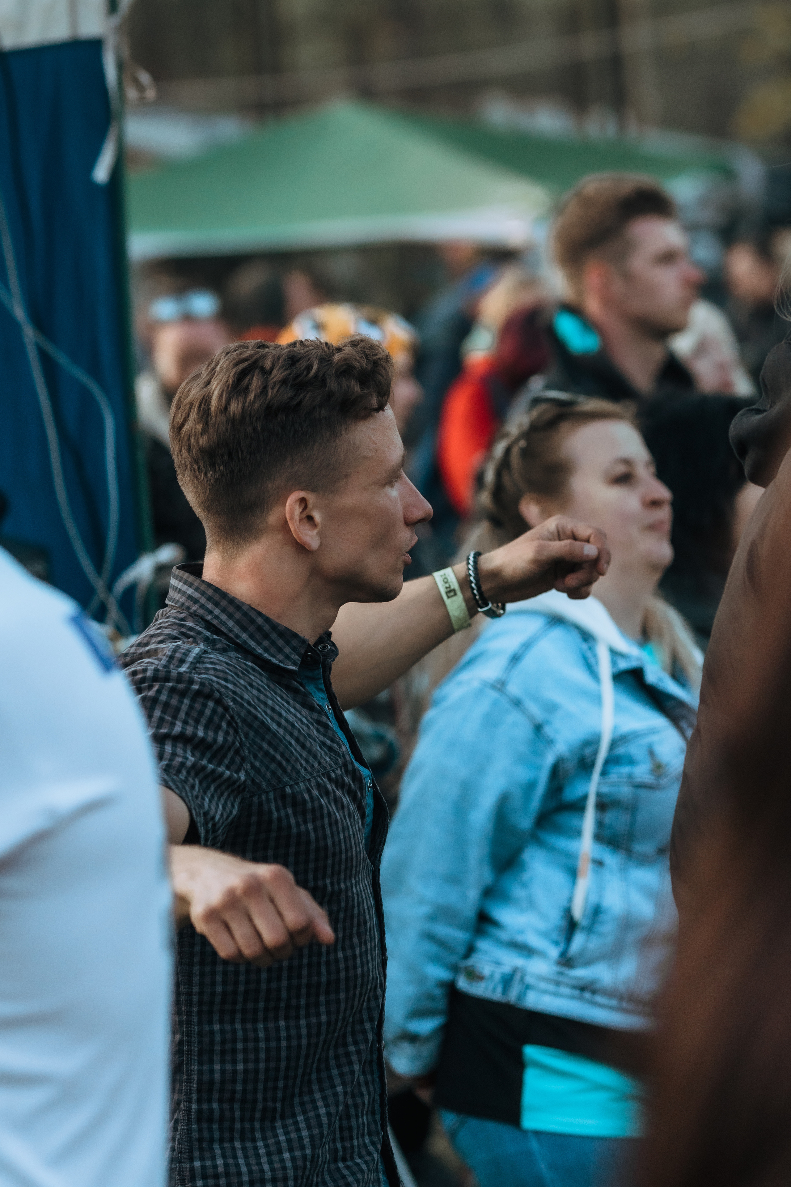 ПРАВЫЙ БЕРЕГ_2023_05_08_байк_рок_фестиваль. Фотограф Софья Васильковская