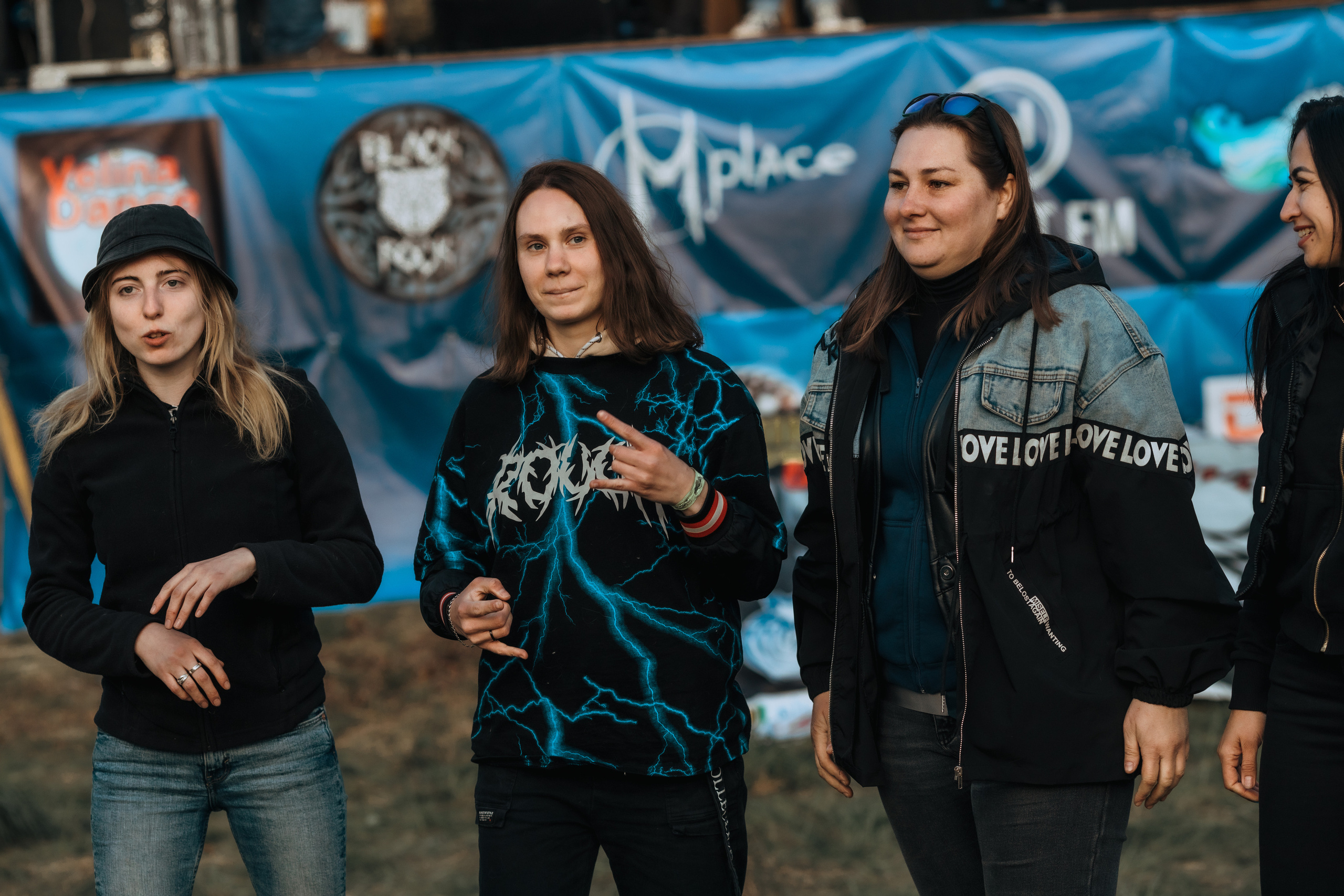 ПРАВЫЙ БЕРЕГ_2023_05_08_байк_рок_фестиваль. Фотограф Софья Васильковская