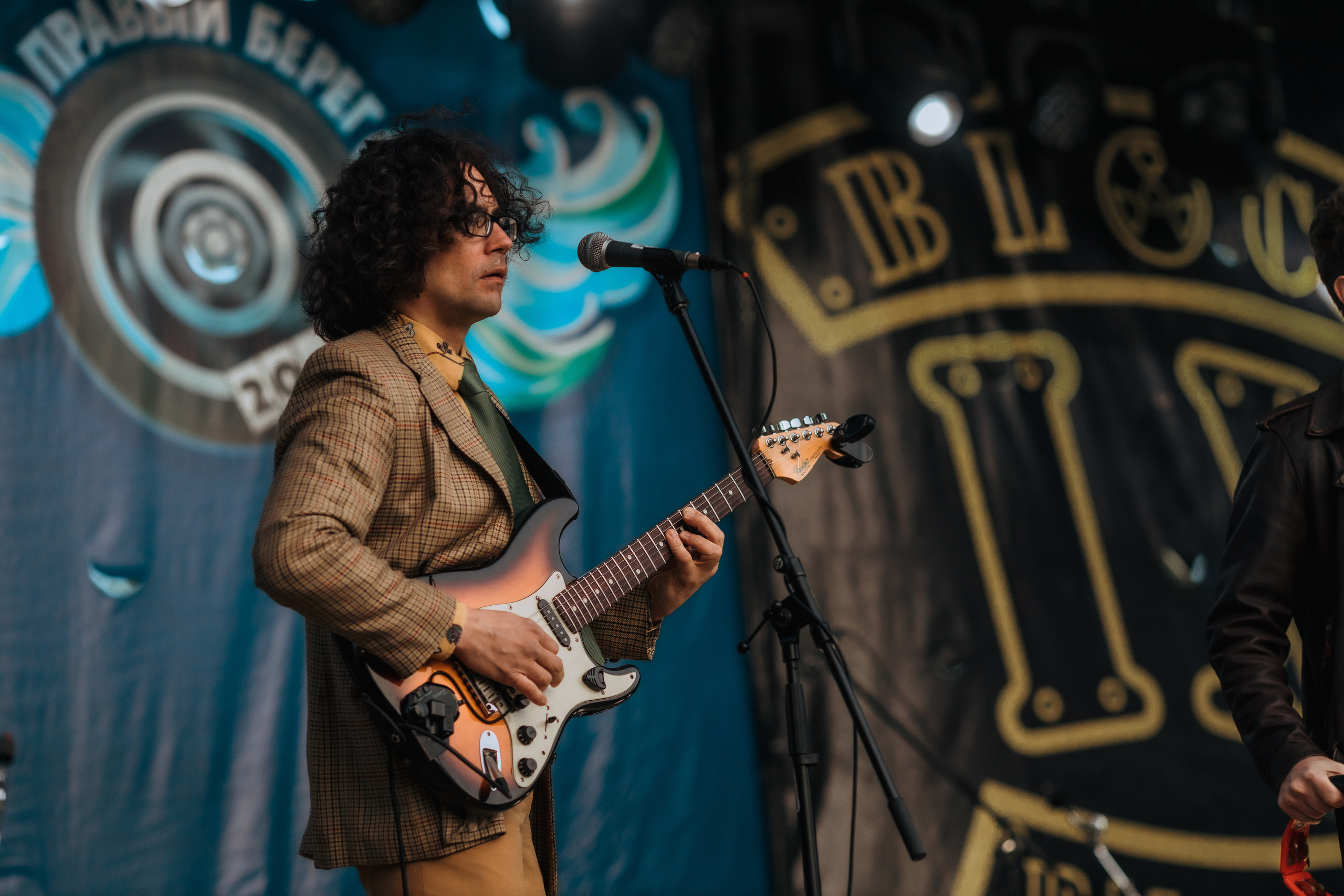 ПРАВЫЙ БЕРЕГ_2023_05_08_байк_рок_фестиваль. Фотограф Софья Васильковская