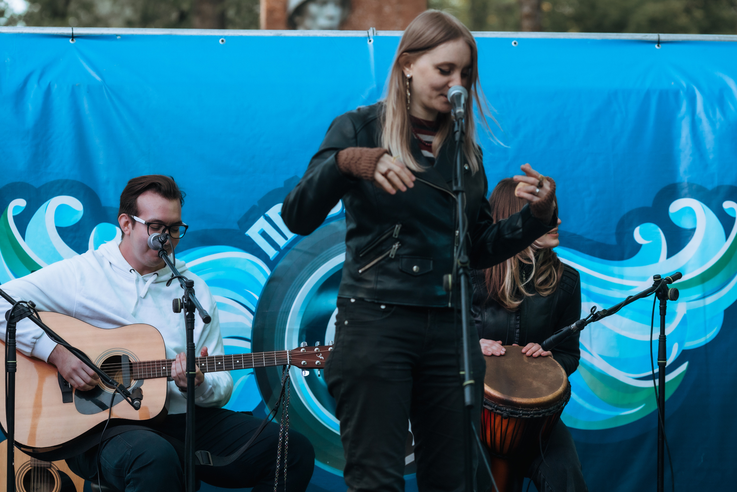 ПРАВЫЙ БЕРЕГ_2023_05_08_байк_рок_фестиваль. Фотограф Софья Васильковская