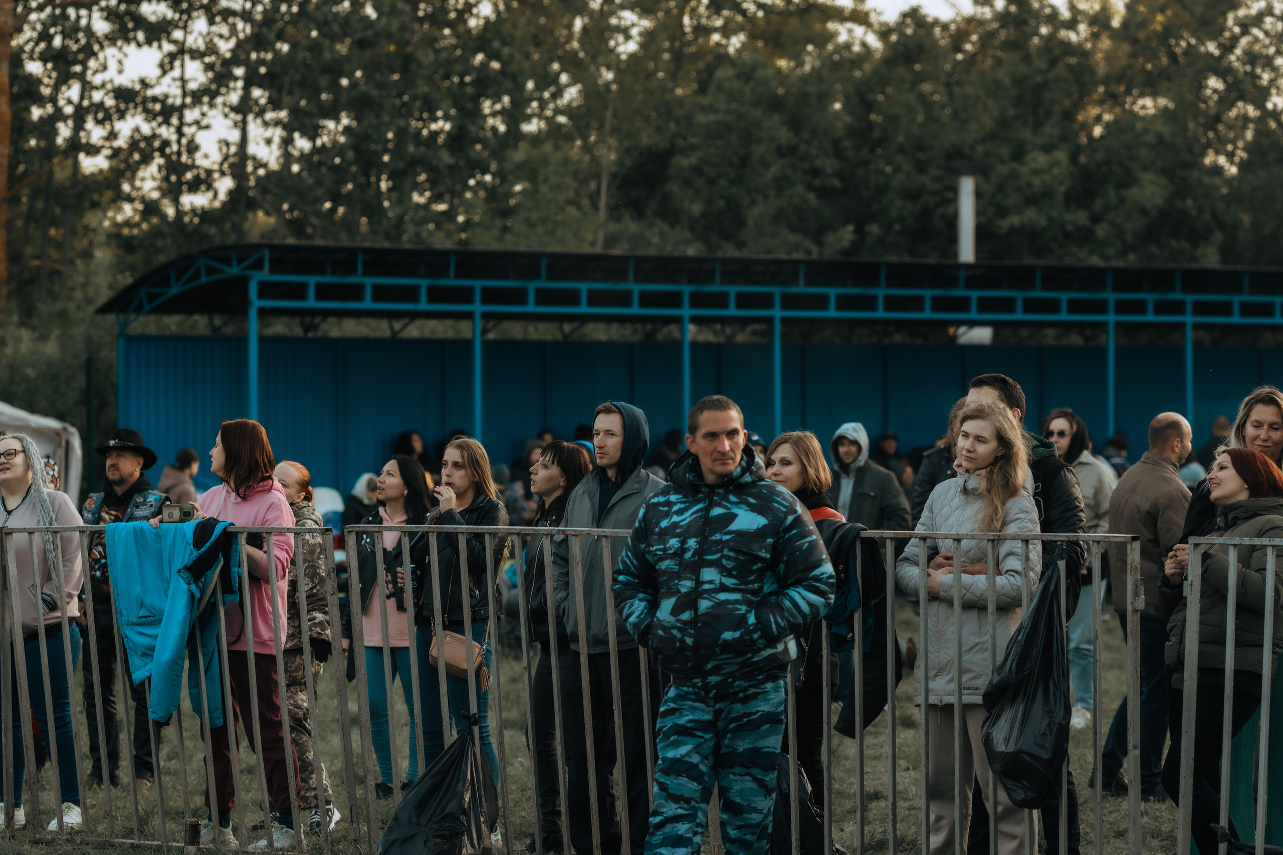 ПРАВЫЙ БЕРЕГ_2023_05_08_байк_рок_фестиваль. Фотограф Софья Васильковская