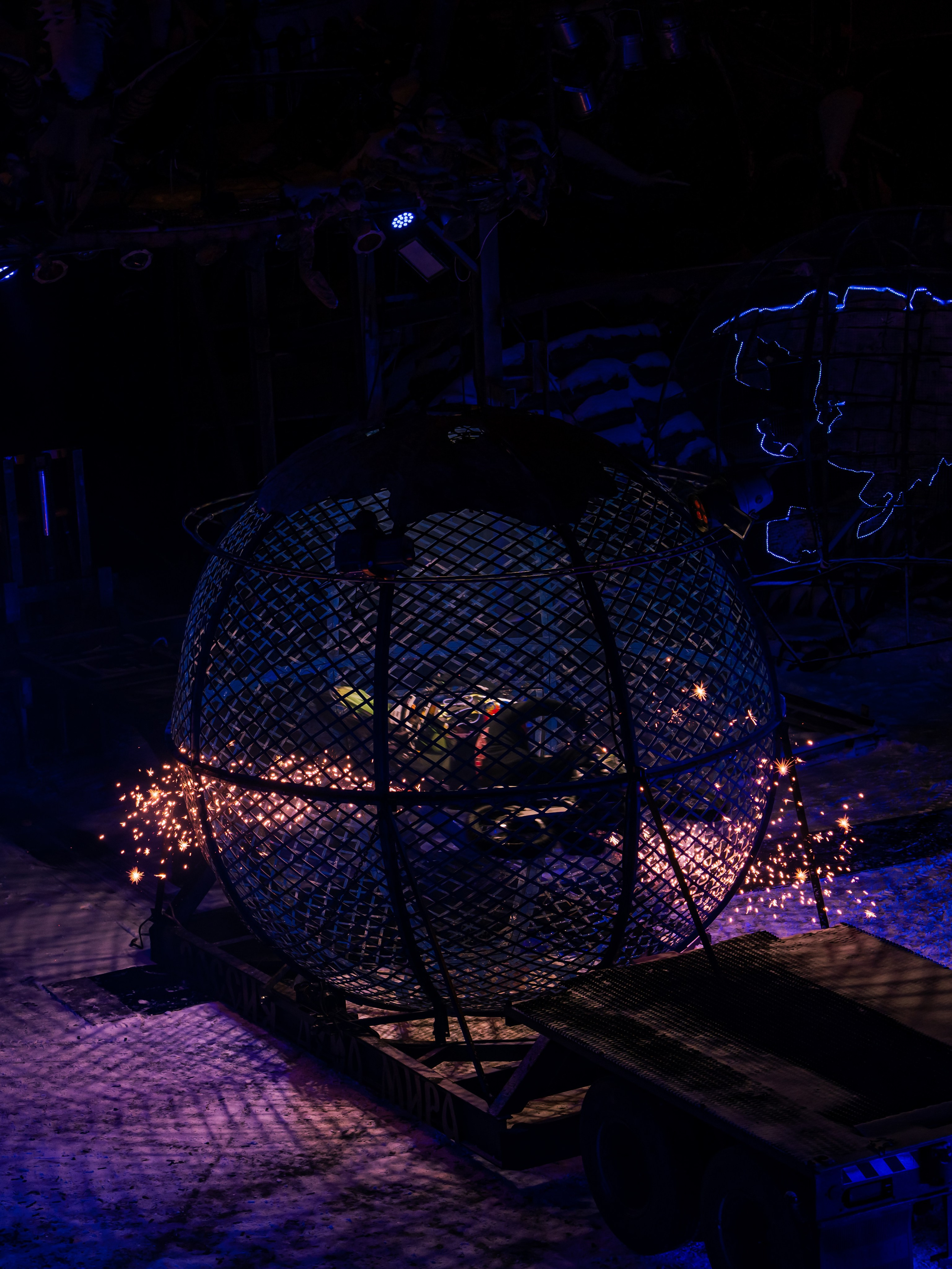 Новогодняя сказка в Байк Центре «Ночные Волки». Крамер Юлиана детский и семейный фотограф