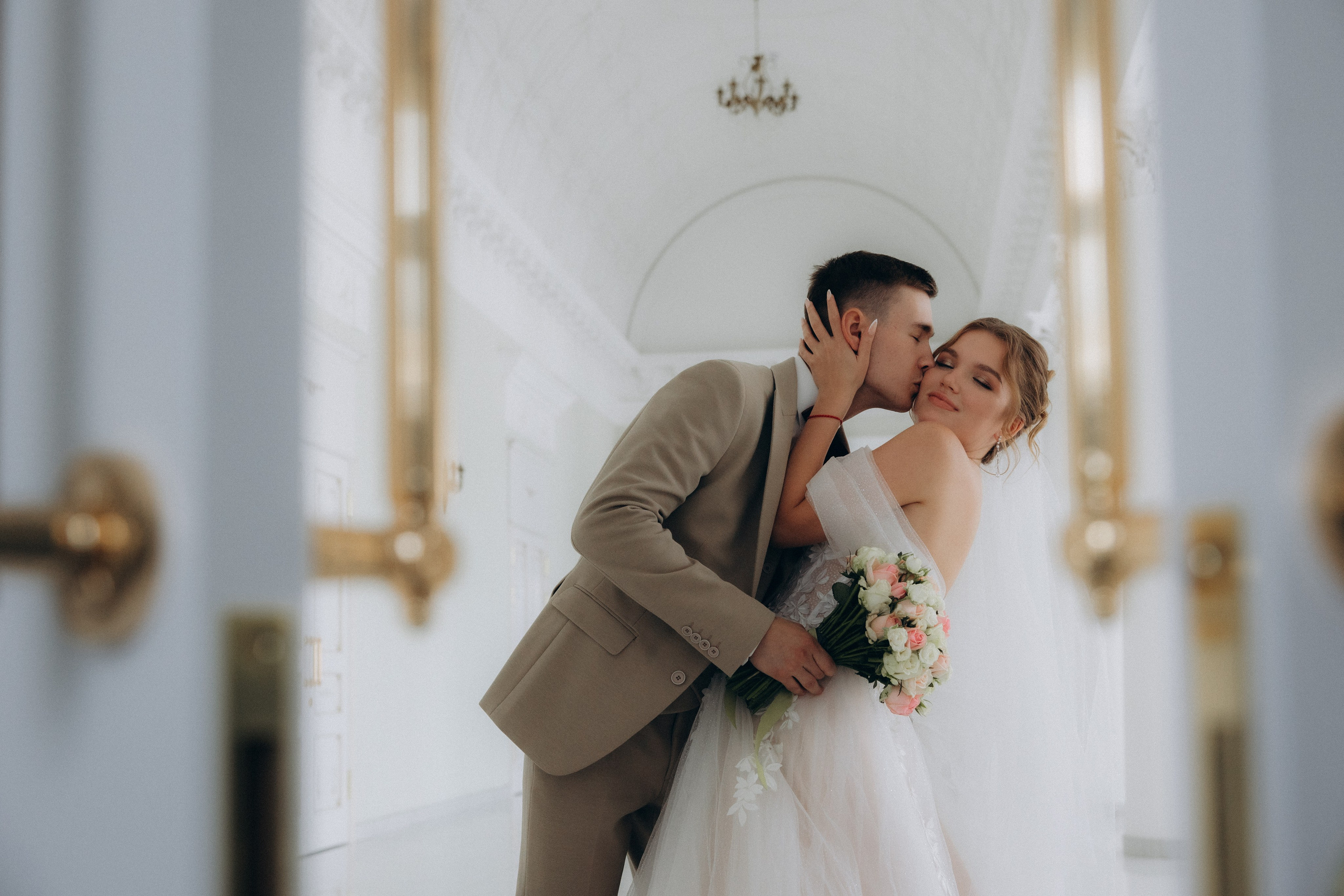 Арина и Антон. Алена Бадамшина — свадебный фотограф Воронеж / Москва