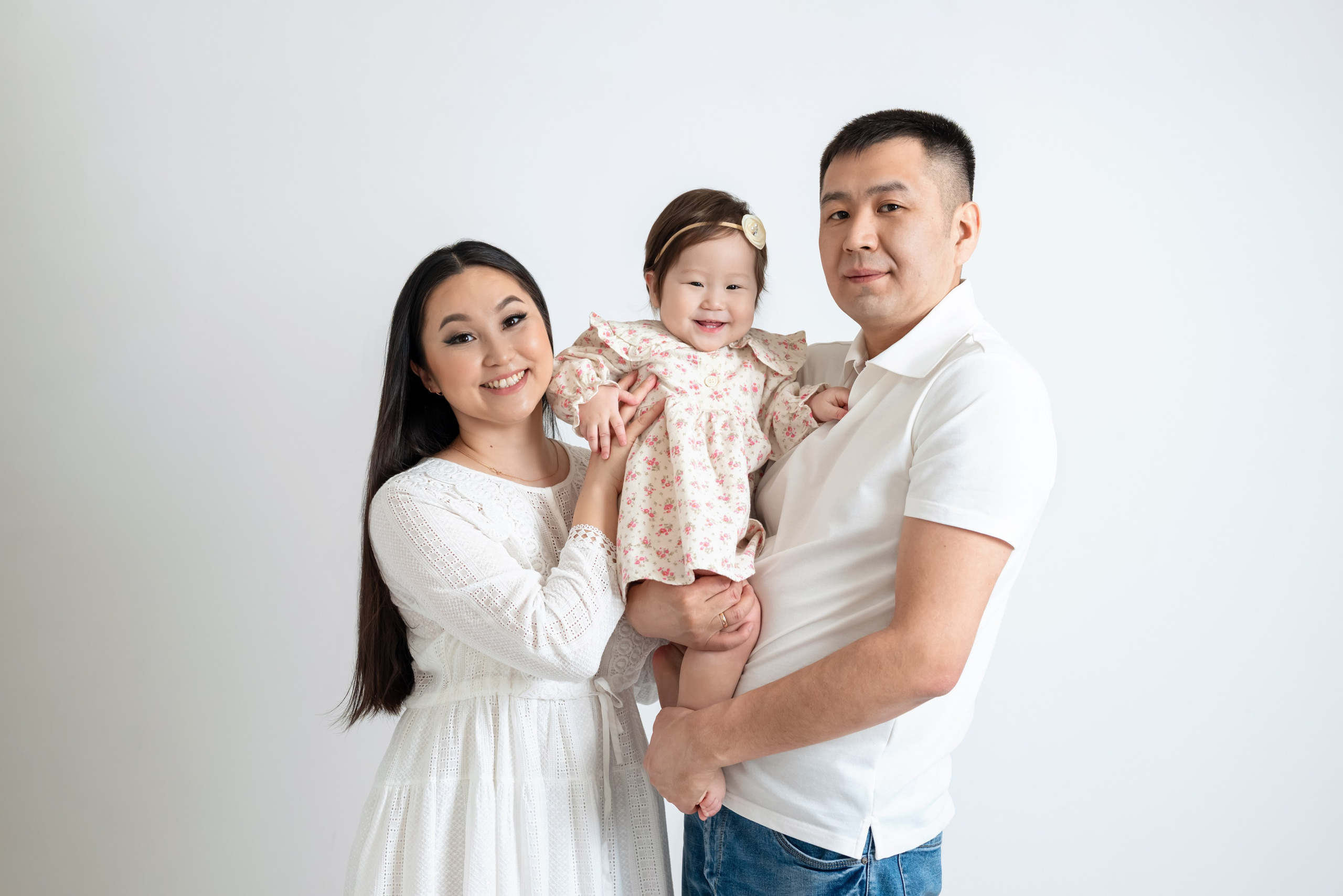 Алине 1 годик. Фотограф новорожденных в Норильске Виктория Шагалиева