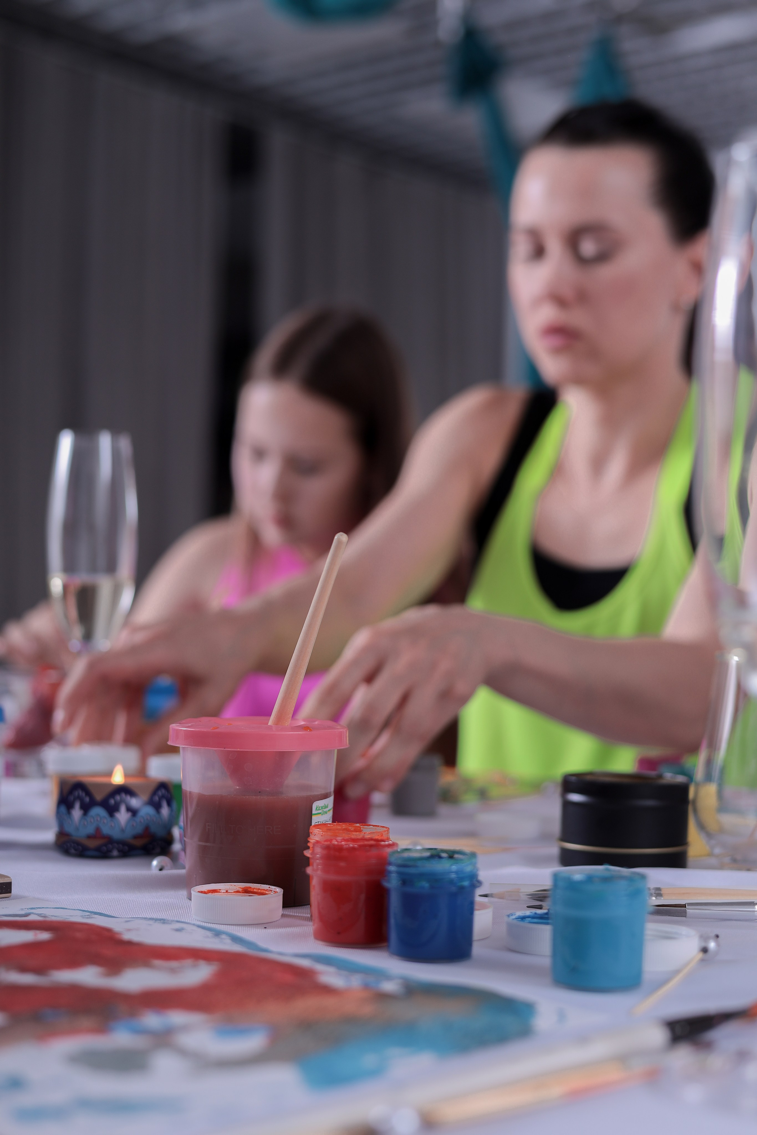 Арт-терапия + аэройога. Фотограф Надршина Лилия