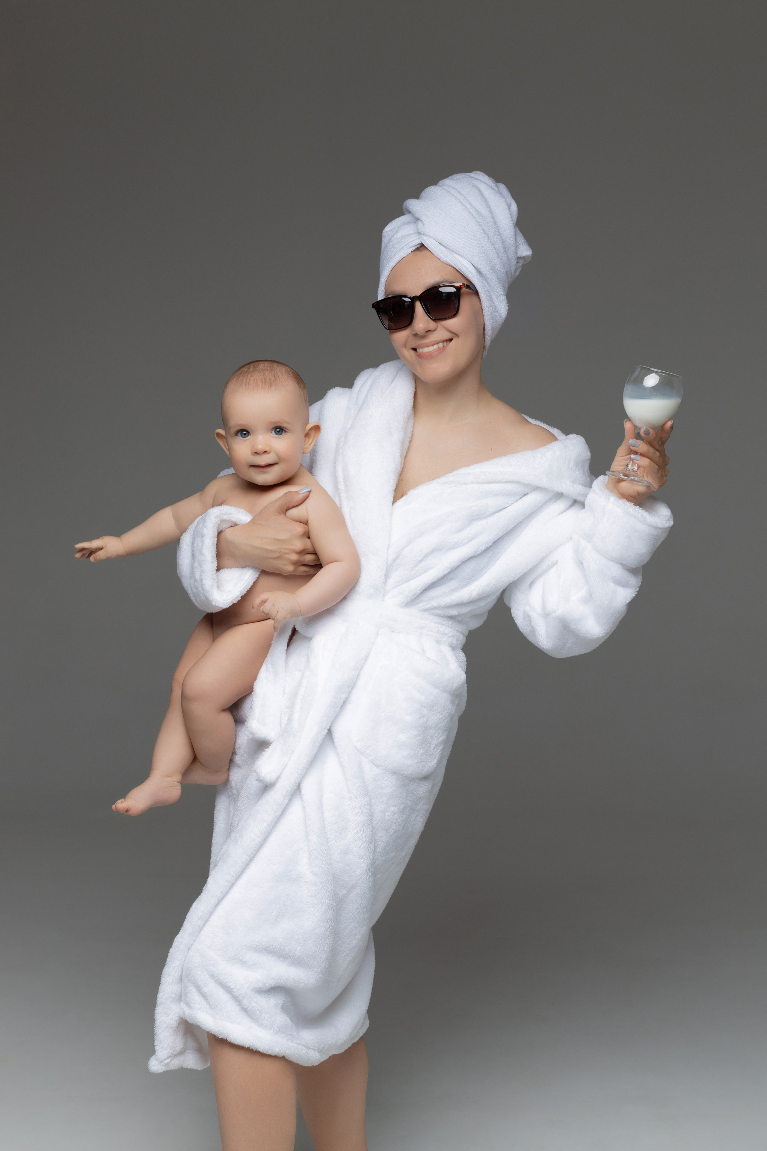 Мама и малыш. Фотограф новорожденных Модяева Ирина