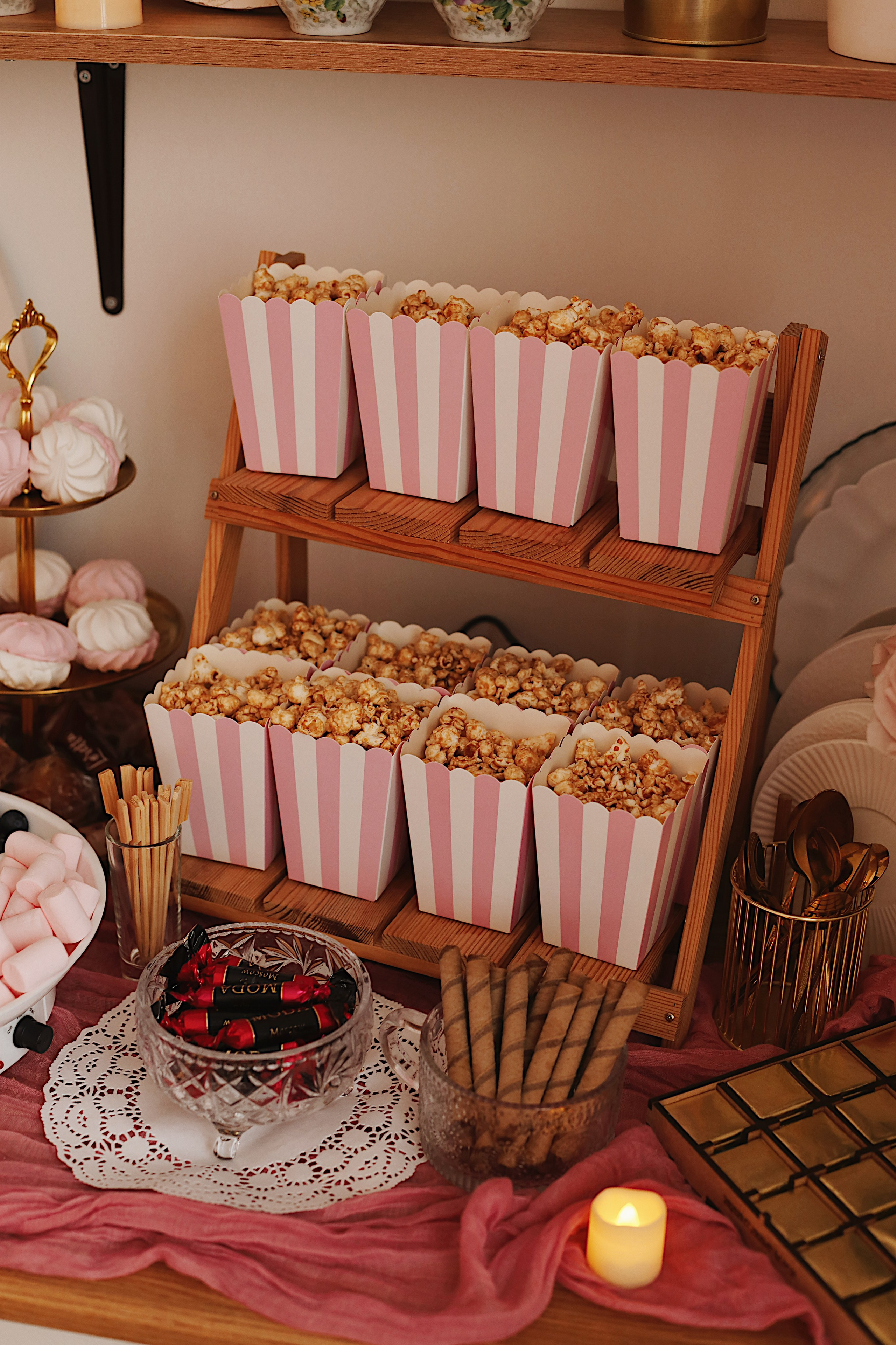 Арт-вечеринка в стиле Бриджертонов 1.02. Творческая студия Stories в Кемерово | Мастер-классы и мероприятия