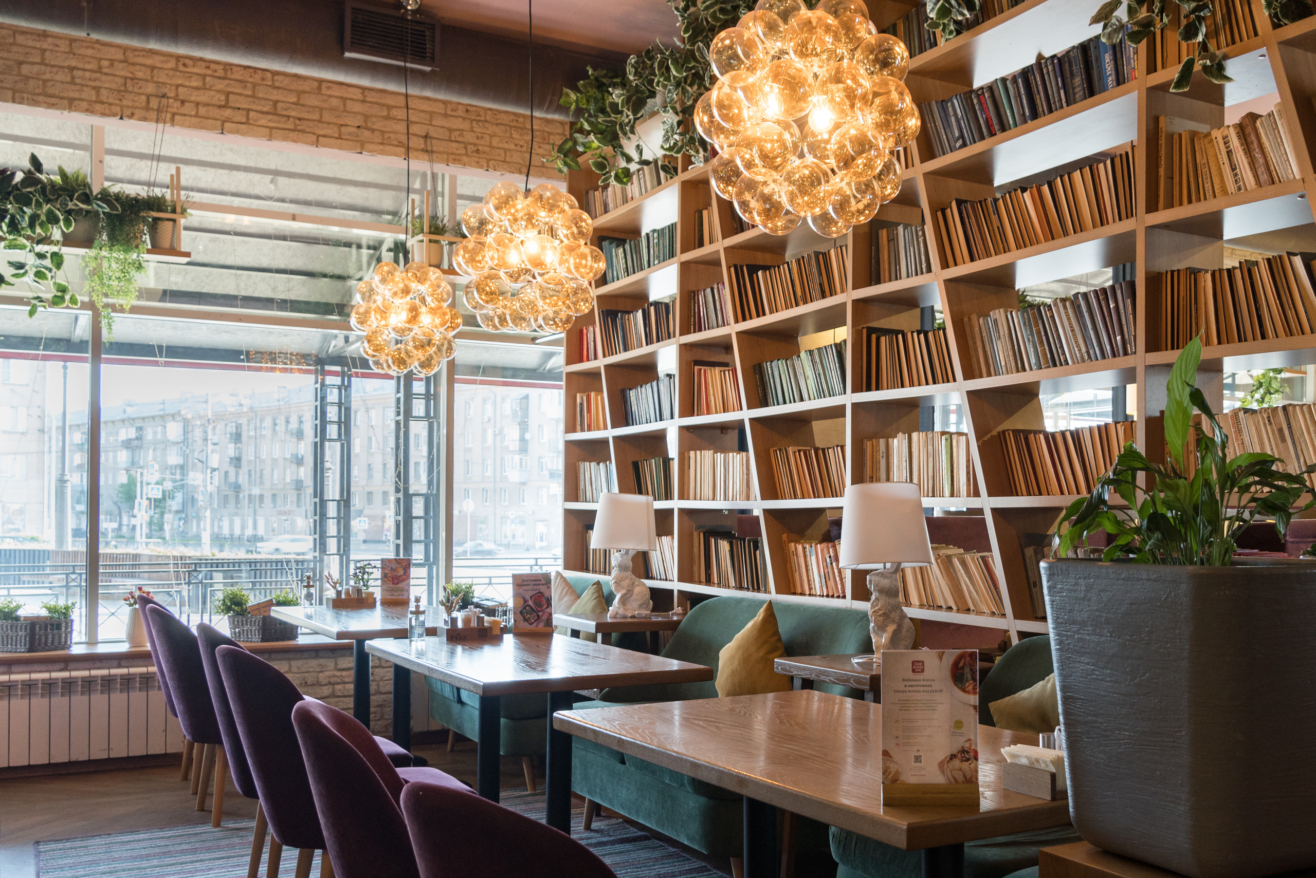 Интерьерный фотограф фотосъемка ресторана фотосъемка кафе