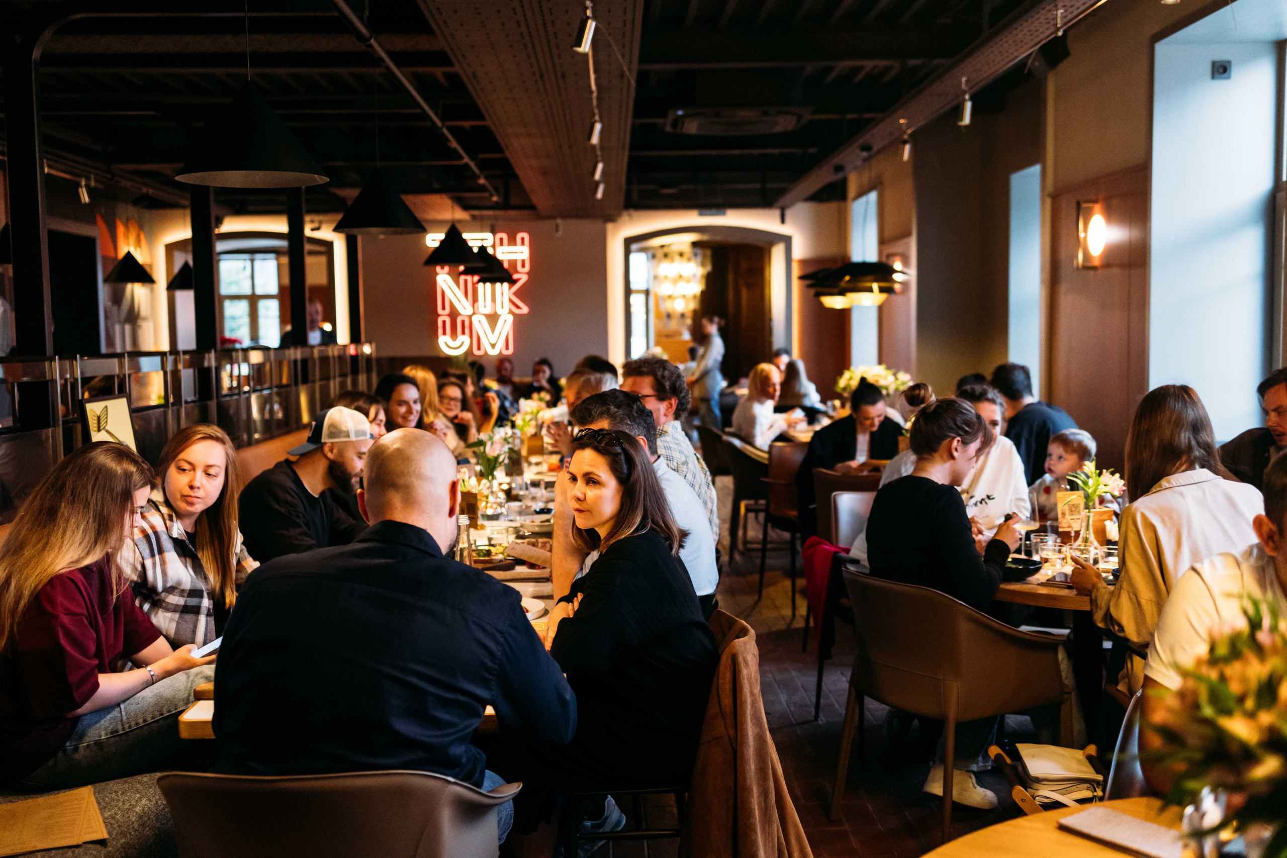 Техническое открытие ресторана TEHNIKUM | июль 2025, Тюмень. Фотограф в Тюмени Башмакова Анна