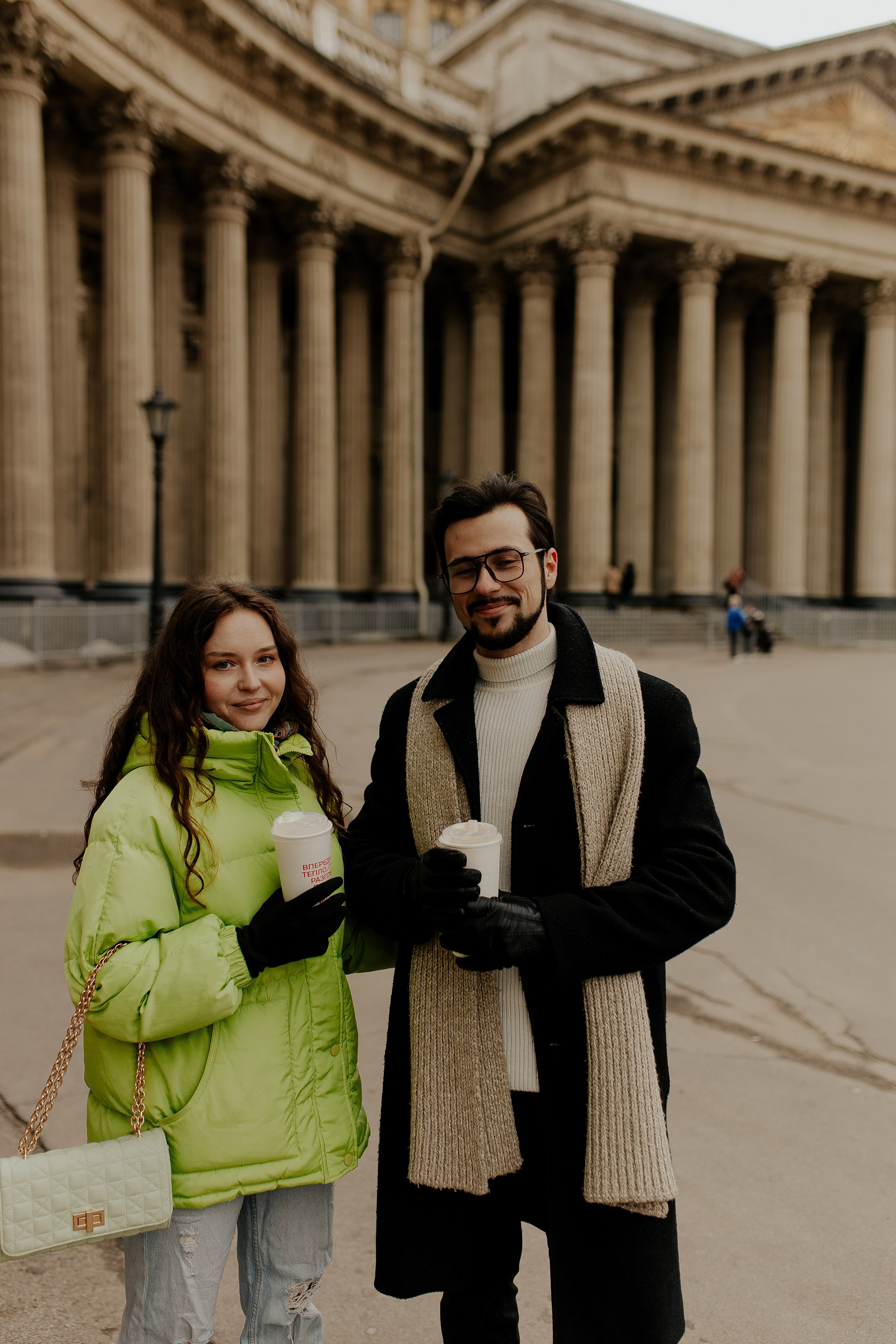 Фотопрогулка по весеннему Петербургу для двоих. Фотограф в Санкт-Петербурге Лиза Семченкова