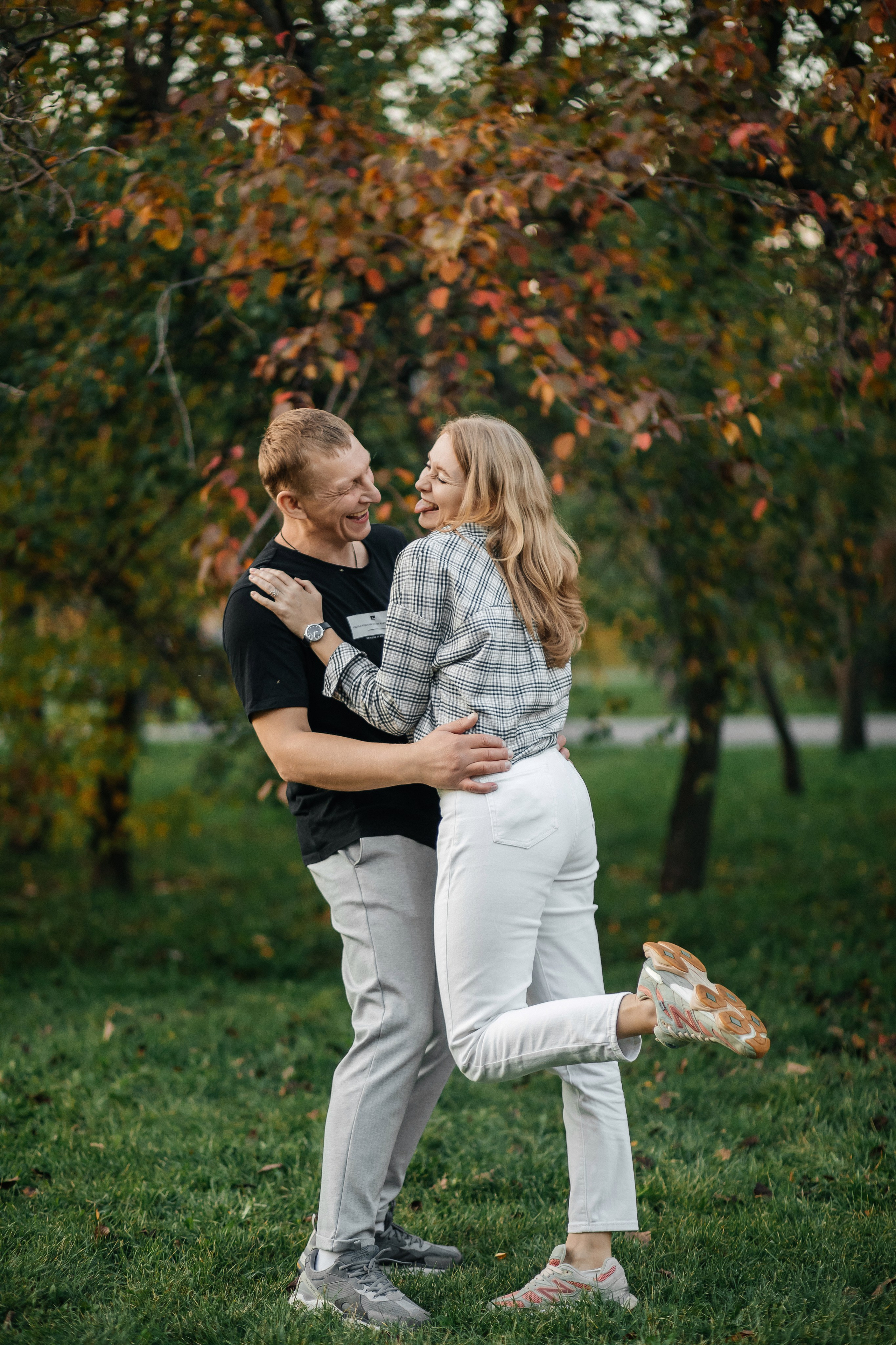 Семейная прогулочная фотосессия. Свадебный и семейный фотограф Ибрагимова Мария из Екатеринбурга