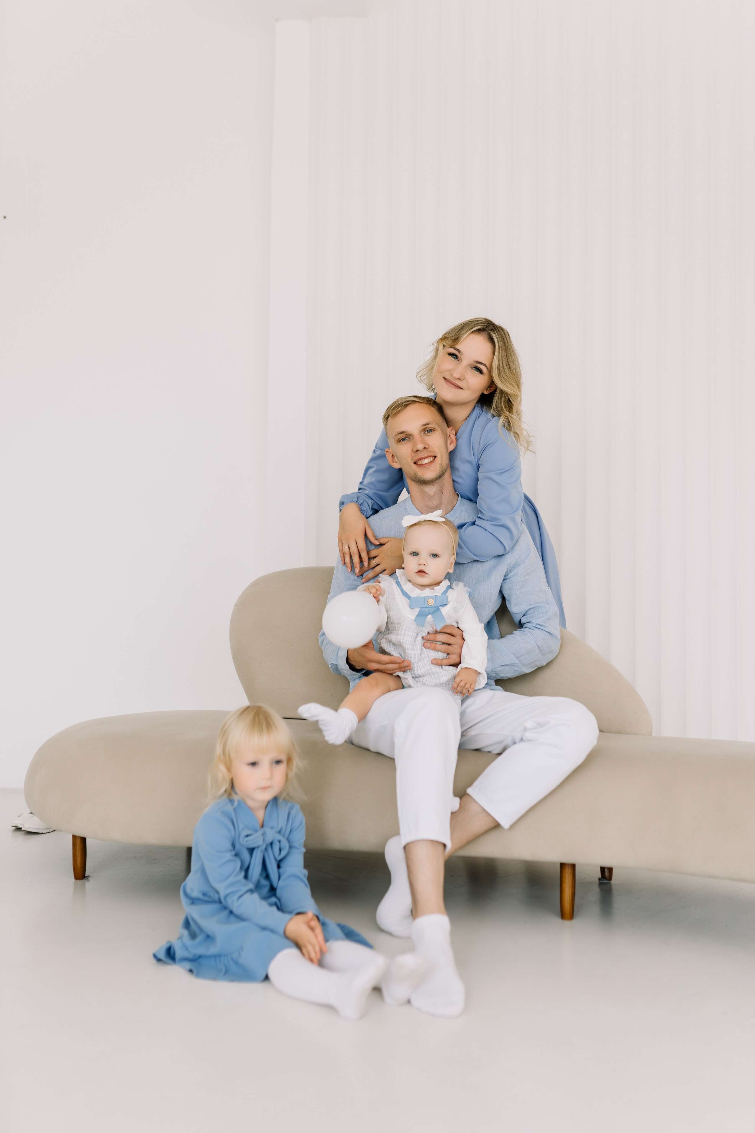 Николь 1 годик