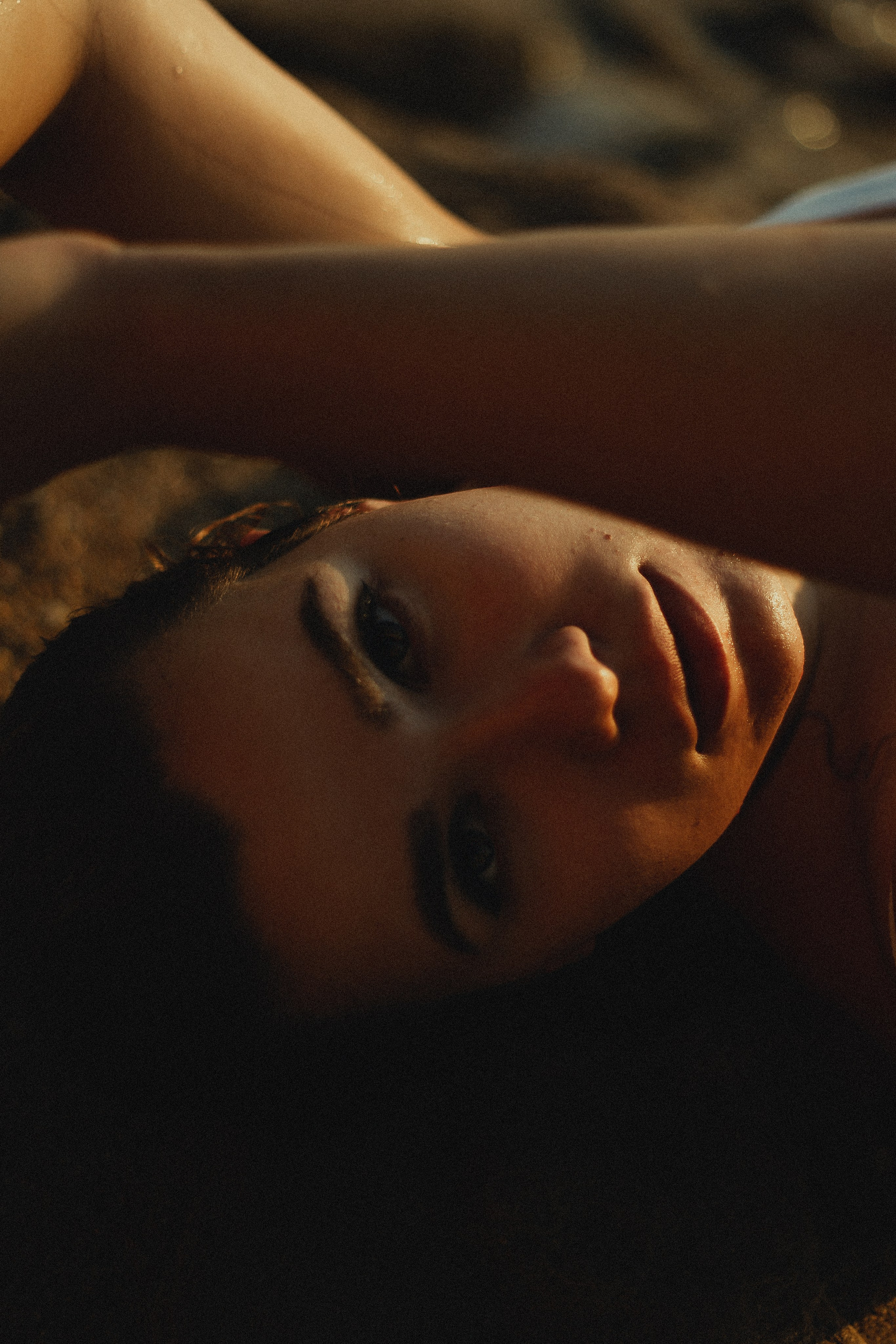 Евгений и Александра на берегу моря. Фотограф в Крыму | Виктория Нотевская