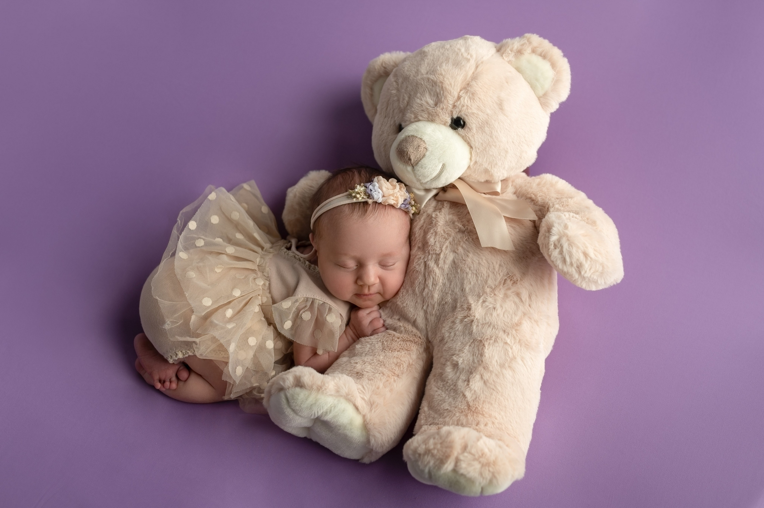 Новорожденные девочки. Детский фотограф в городе Жуковский Алиса Коробанова