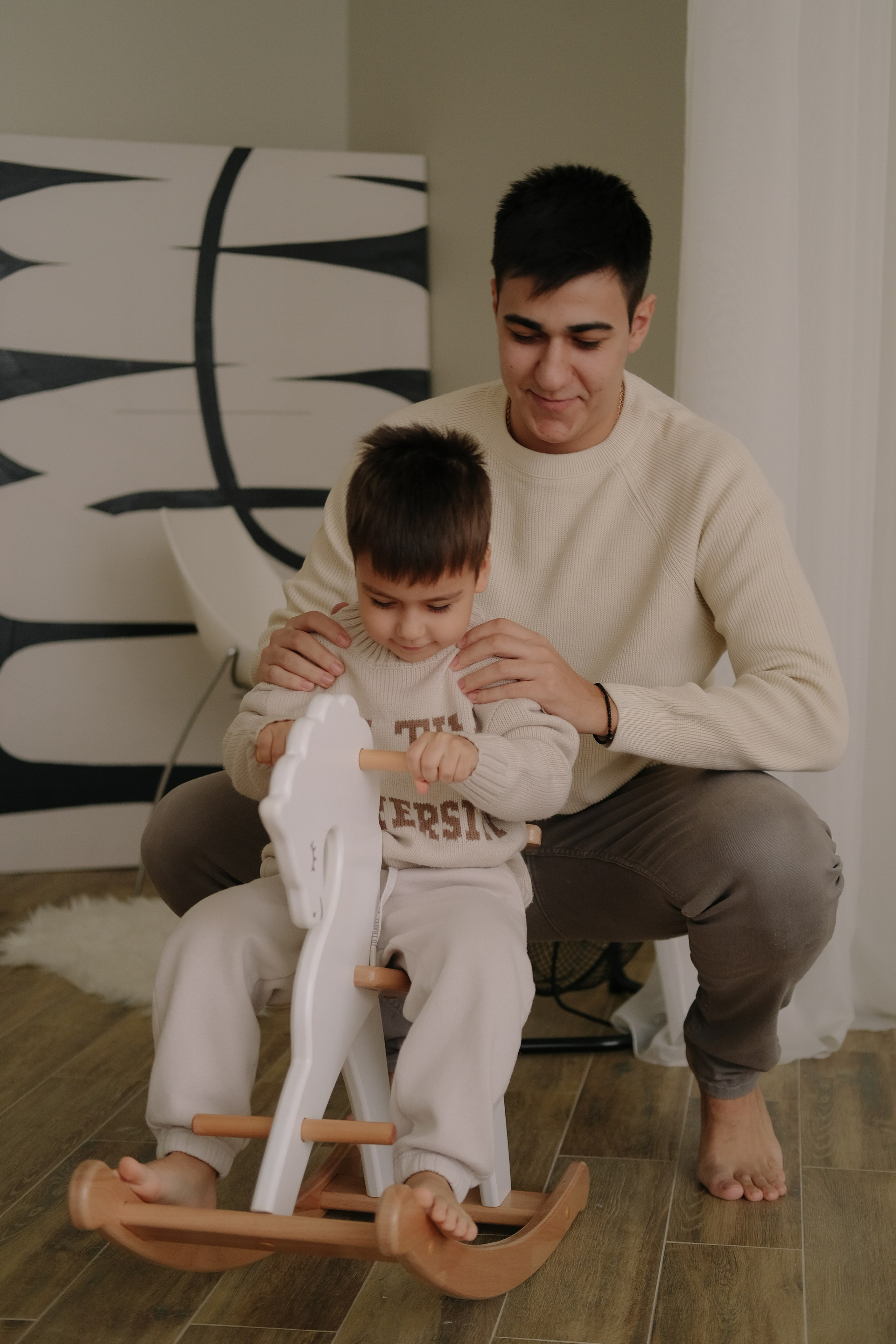 Семья Сенатос. Главная