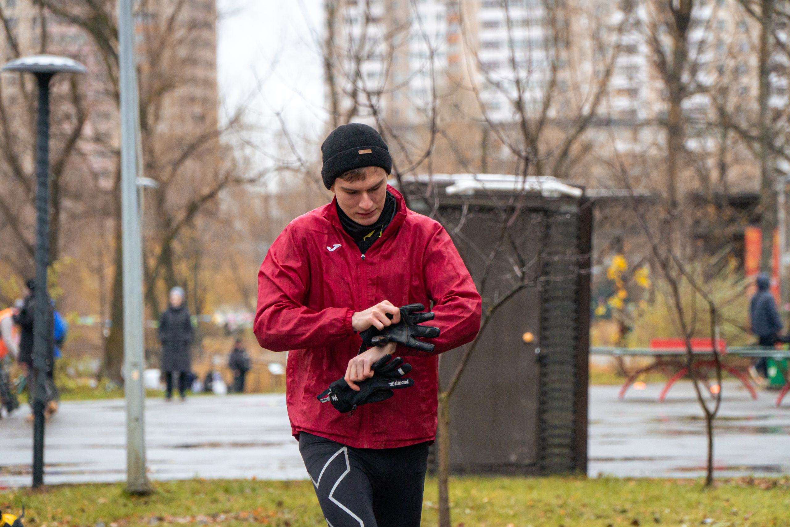 5 вёрст Реутов 16.11.2024. Роман Капилюшов. Бег. Фото. Видео. г. Люберцы
