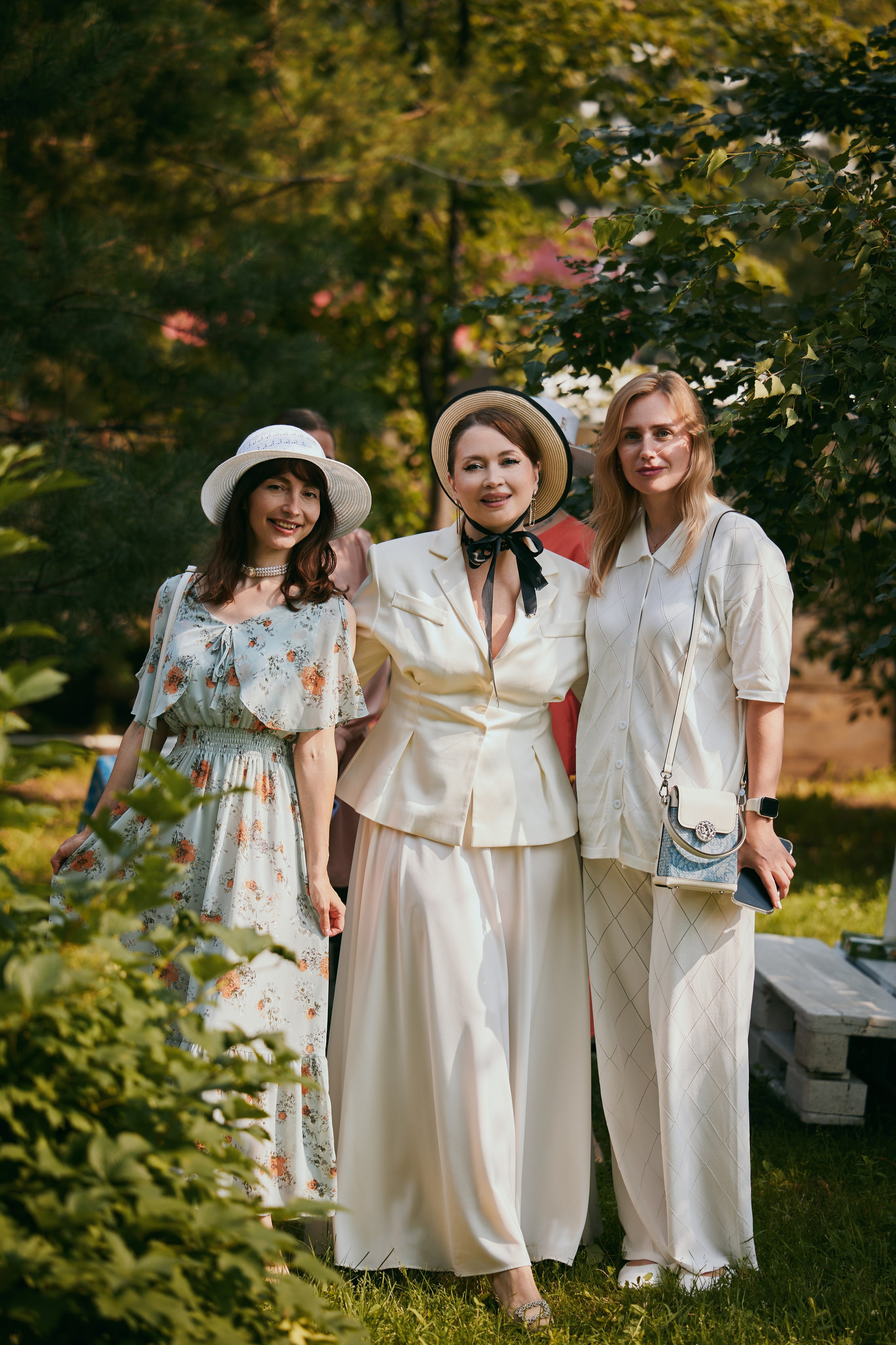 Завтрак в шляпках. Фотограф и видеограф в Кургане Леонид Корнильев