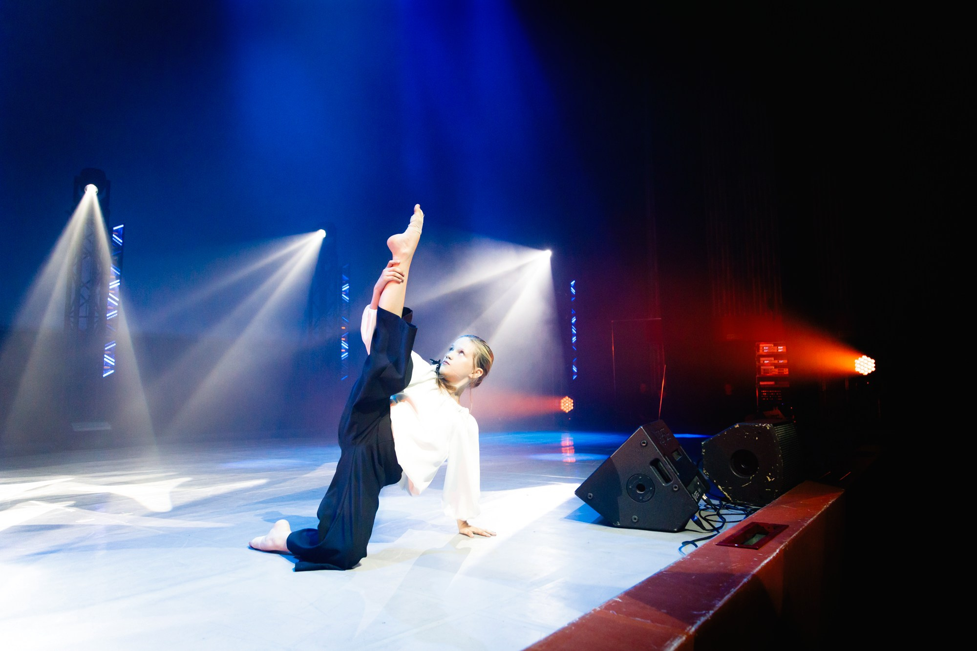 Отчётный концерт танцевальной студии «Make Me Dance». Бизнес фотограф в Новосибирске Александр Рощин