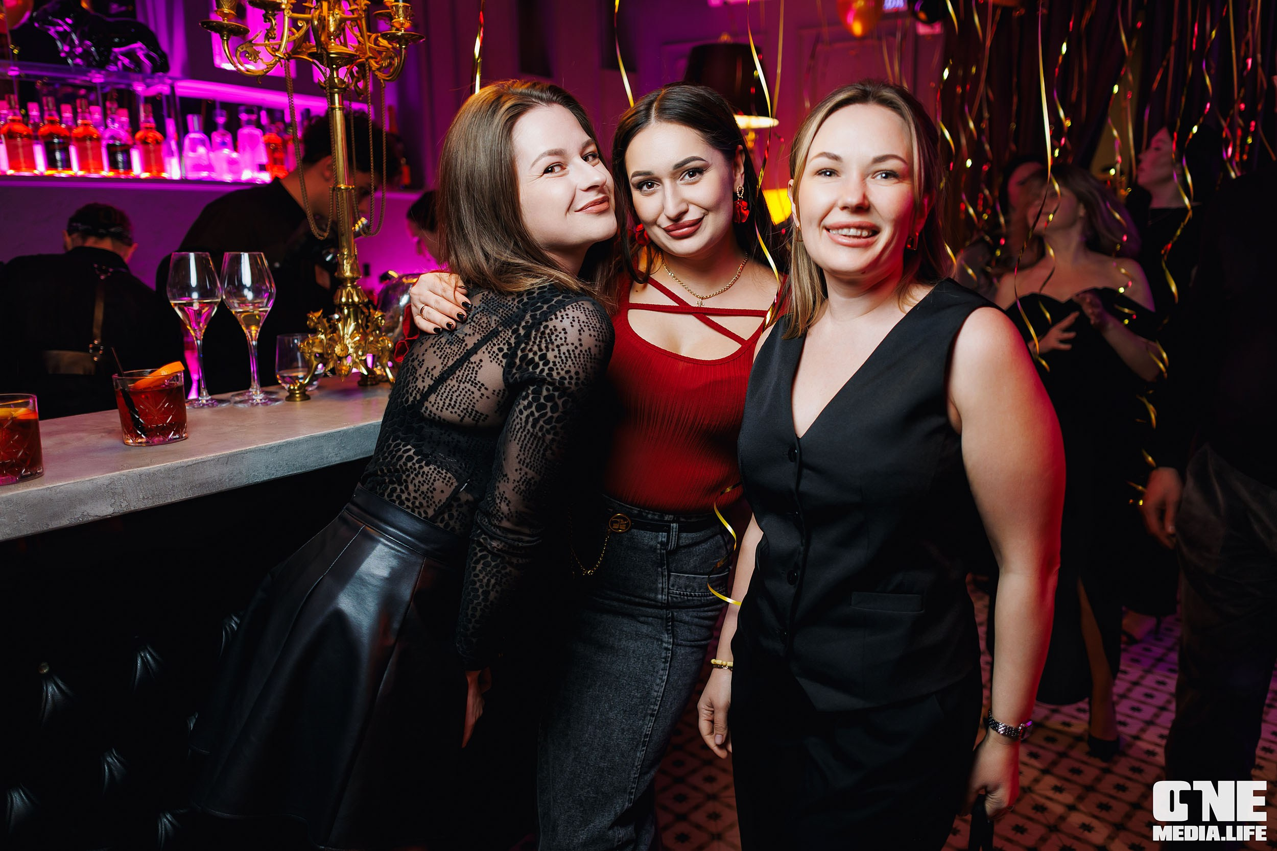 Фоторепортаж из караоке-клуба Белгравия. One Media Life: фоторепортажи, фотоотчеты с мероприятий и заведений