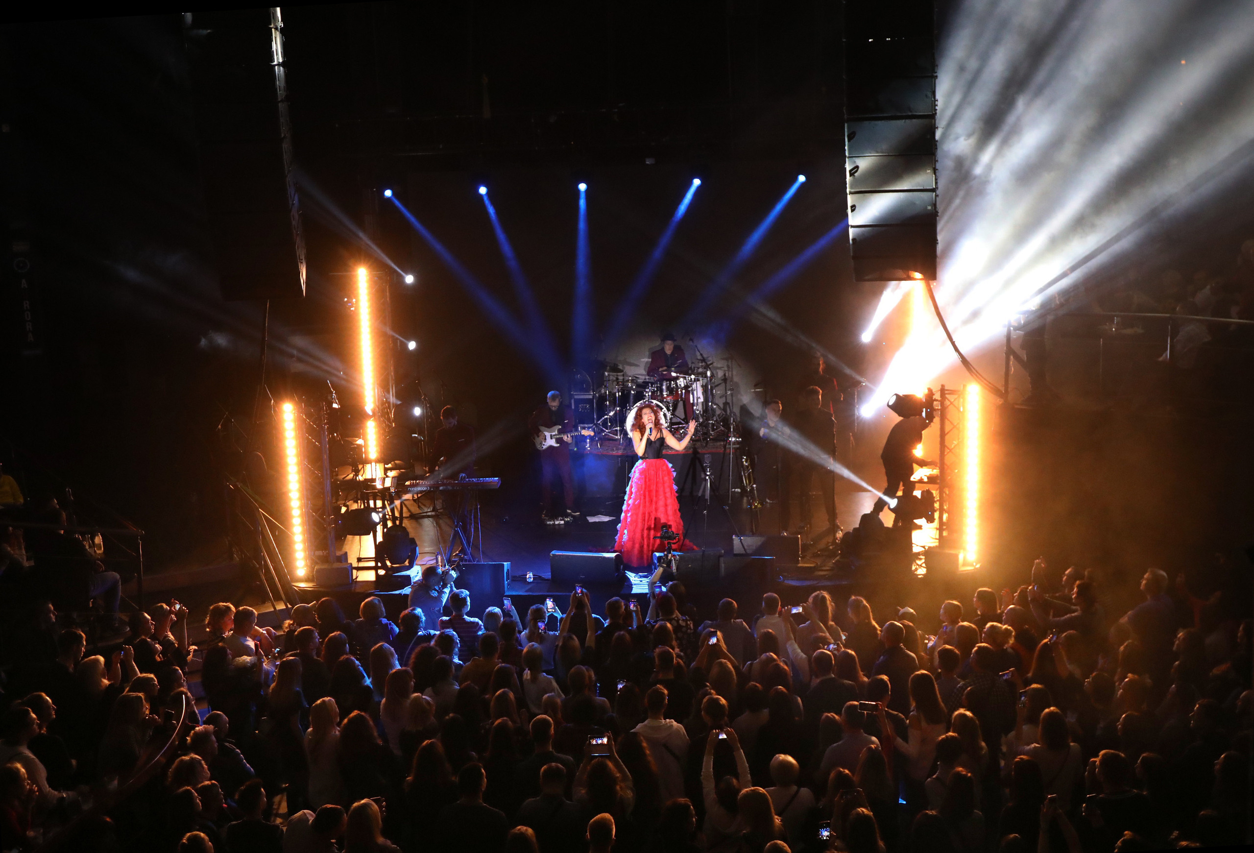 Афиша. Певица Юлия Коган