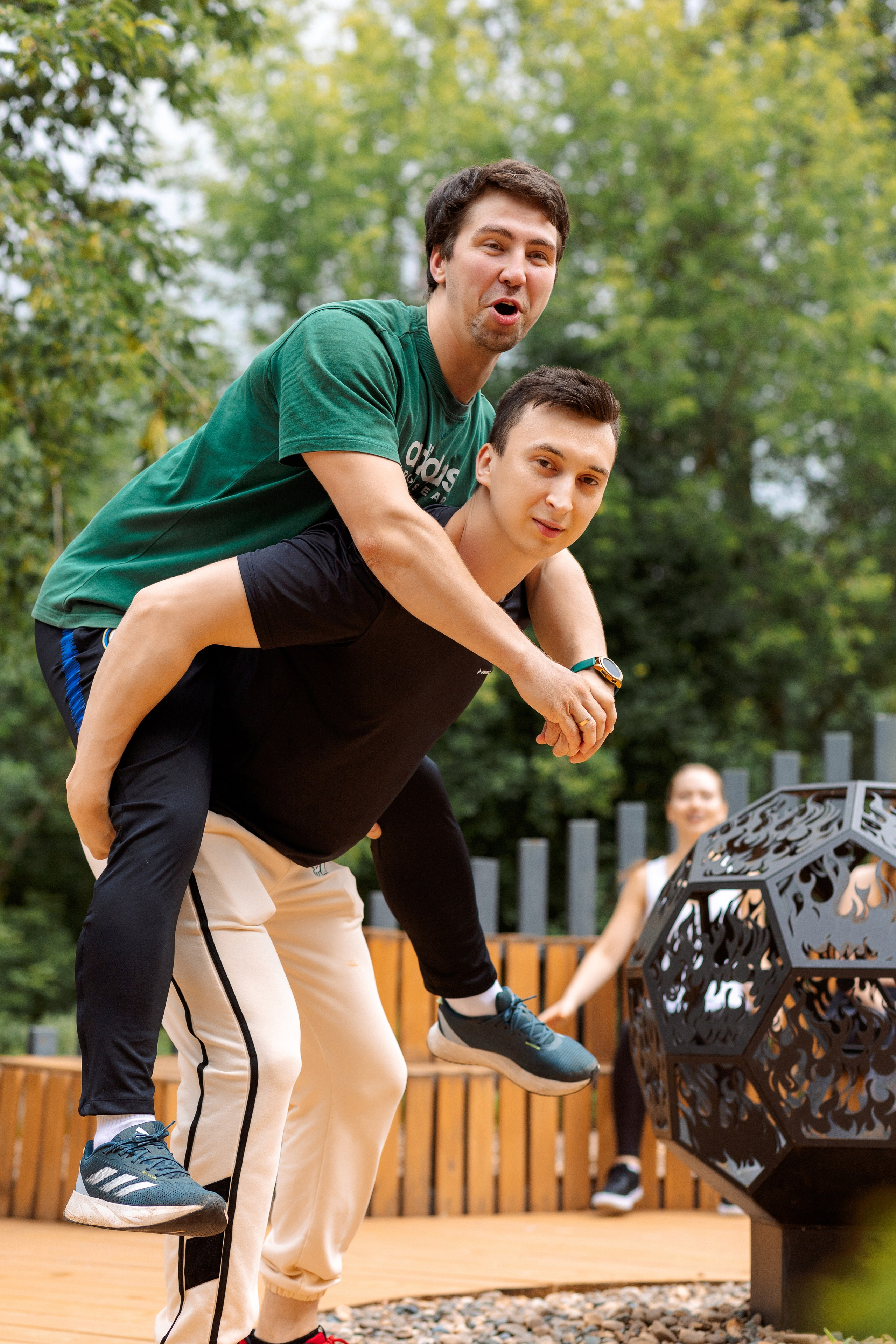 ПРИМЕР: Съемка для 4Friend's. Все фото. Профессиональный фотограф в Ижевске Леша Петров