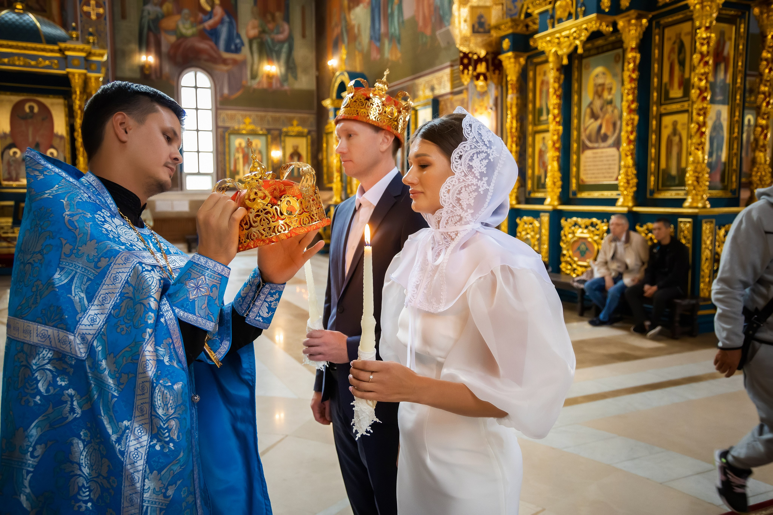 В Храме. Семейный и Свадебный фотограф в Астане Александр Астапов