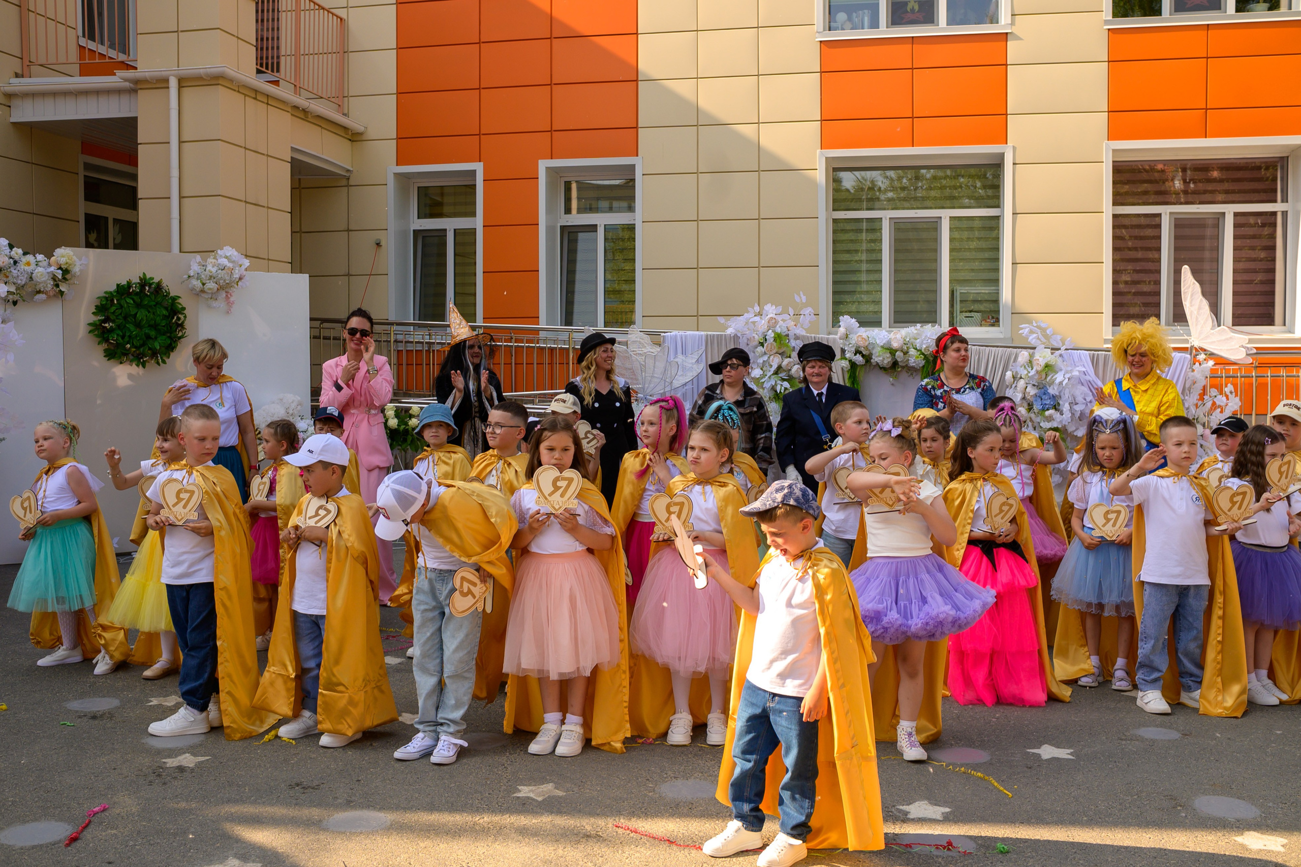 Репортаж выпускного группа «Фантазёры» 3 садик. Фотограф новорожденных, семейный детский в Тюмени Татьяна Морозова