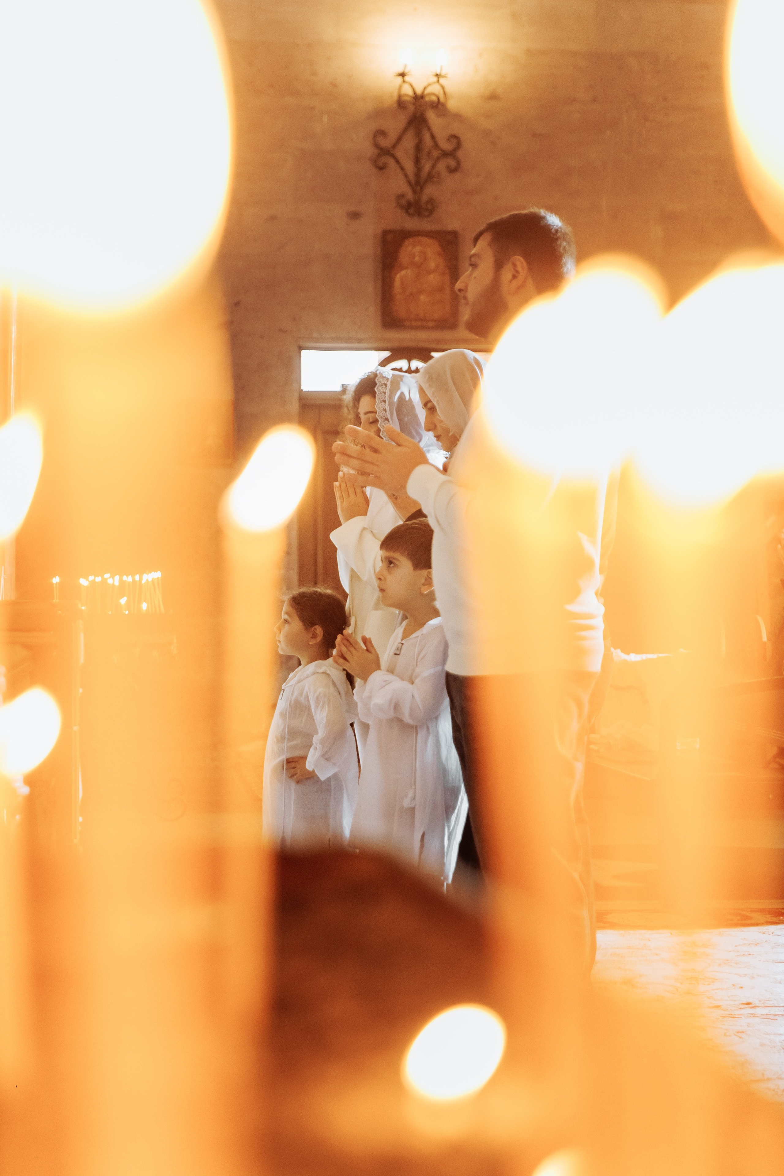 Крестины и день рождения. Семейный фотограф на крещение и венчание