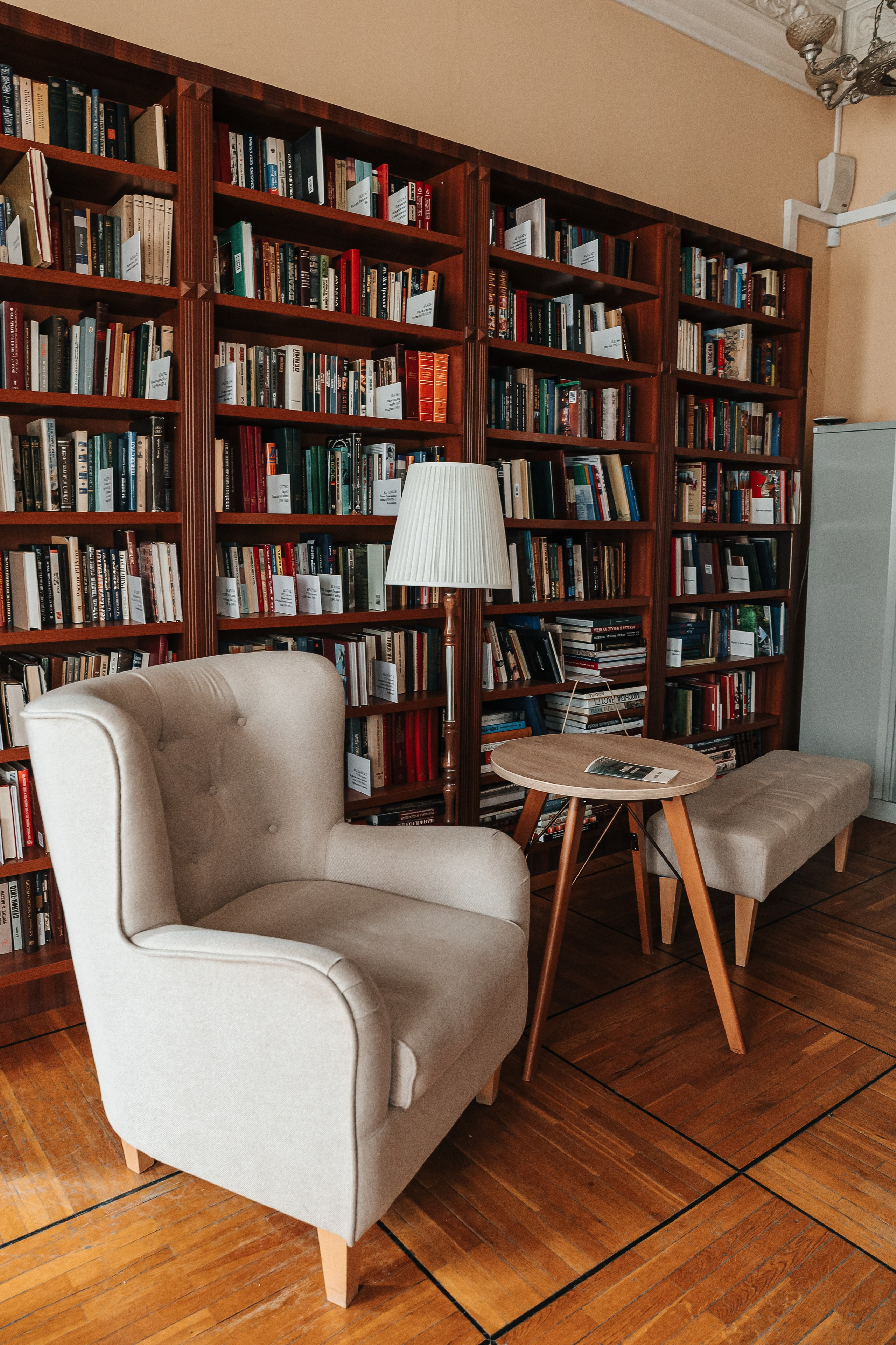 Свадебная фотосессия в Библиотеке-читальне им. А. С. Пушкина. Фотограф и видеограф Анна Домашенко