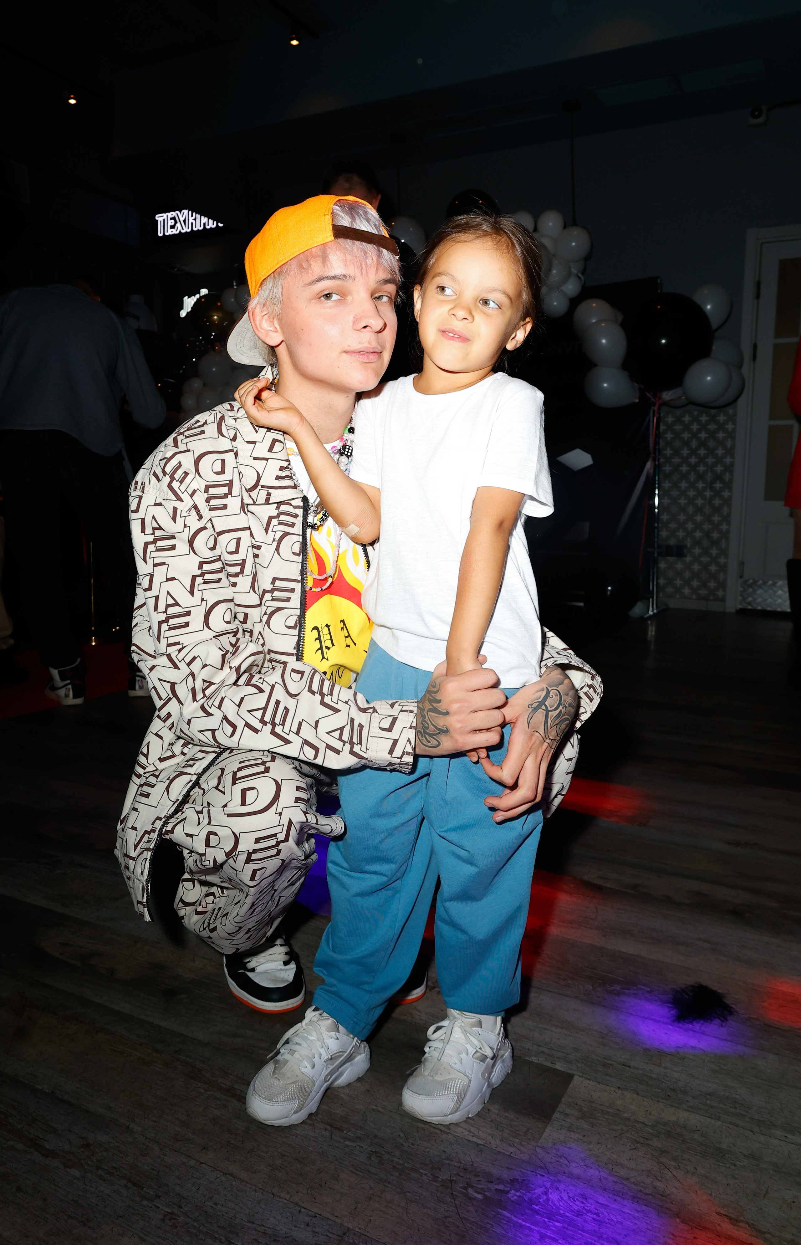 САША НОВИКОВ. Nikolskayasecular