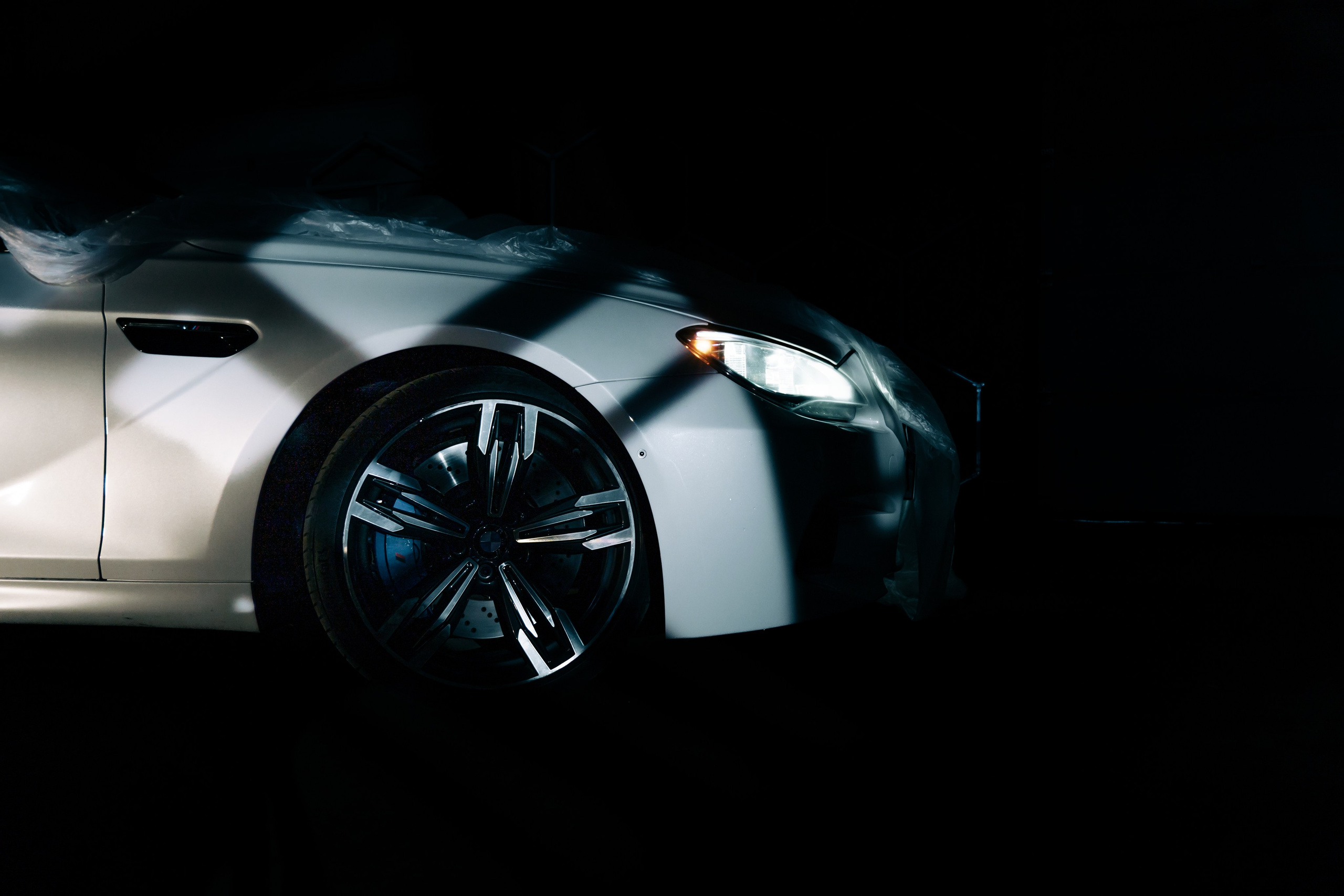 BMW M6 GRAN COUPE. Opasnophoto