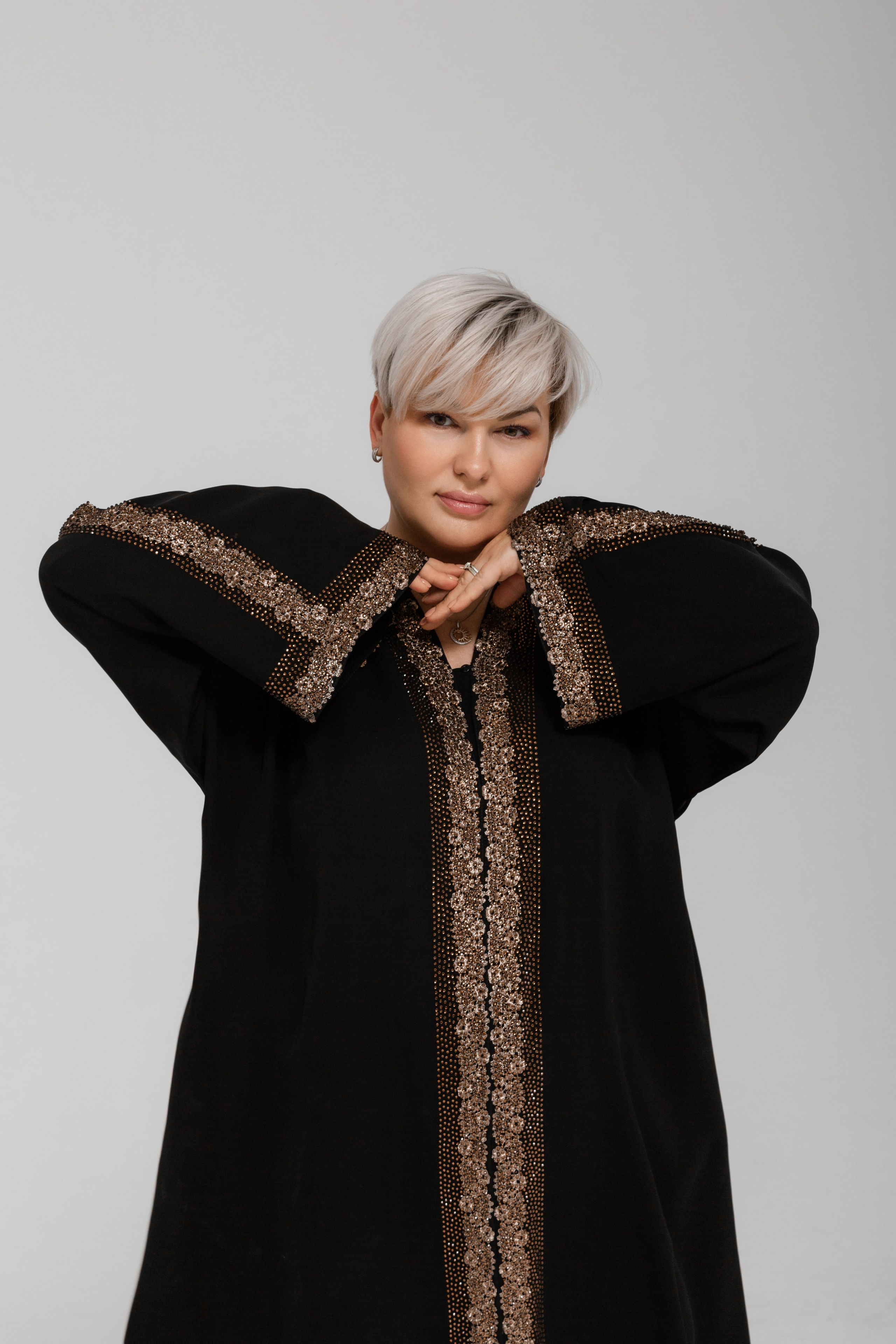 ELENA. Real Estate Consultant