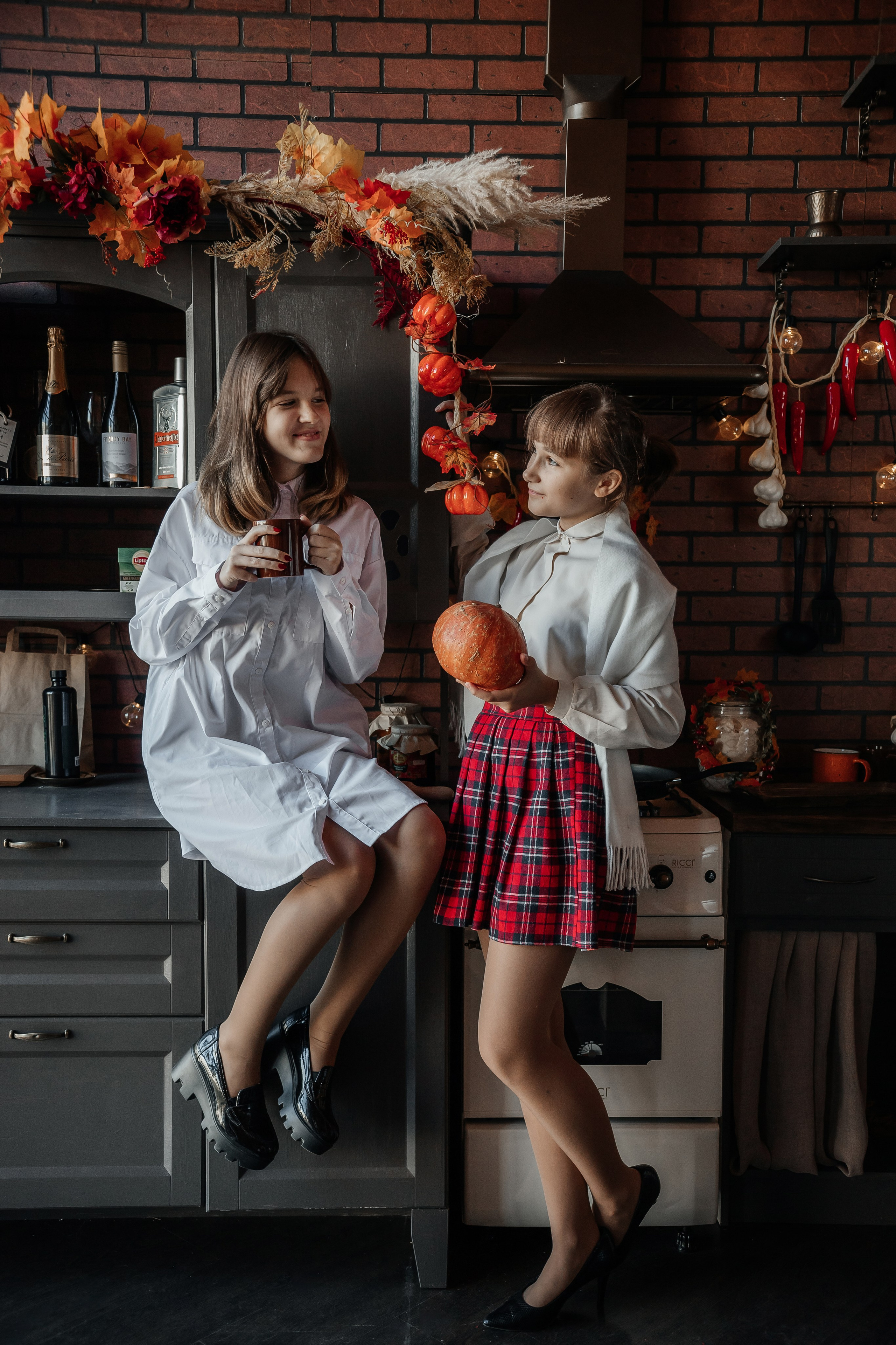 Студии. Выпускные фотоальбомы Фрязино Щёлково Света Шенгелия